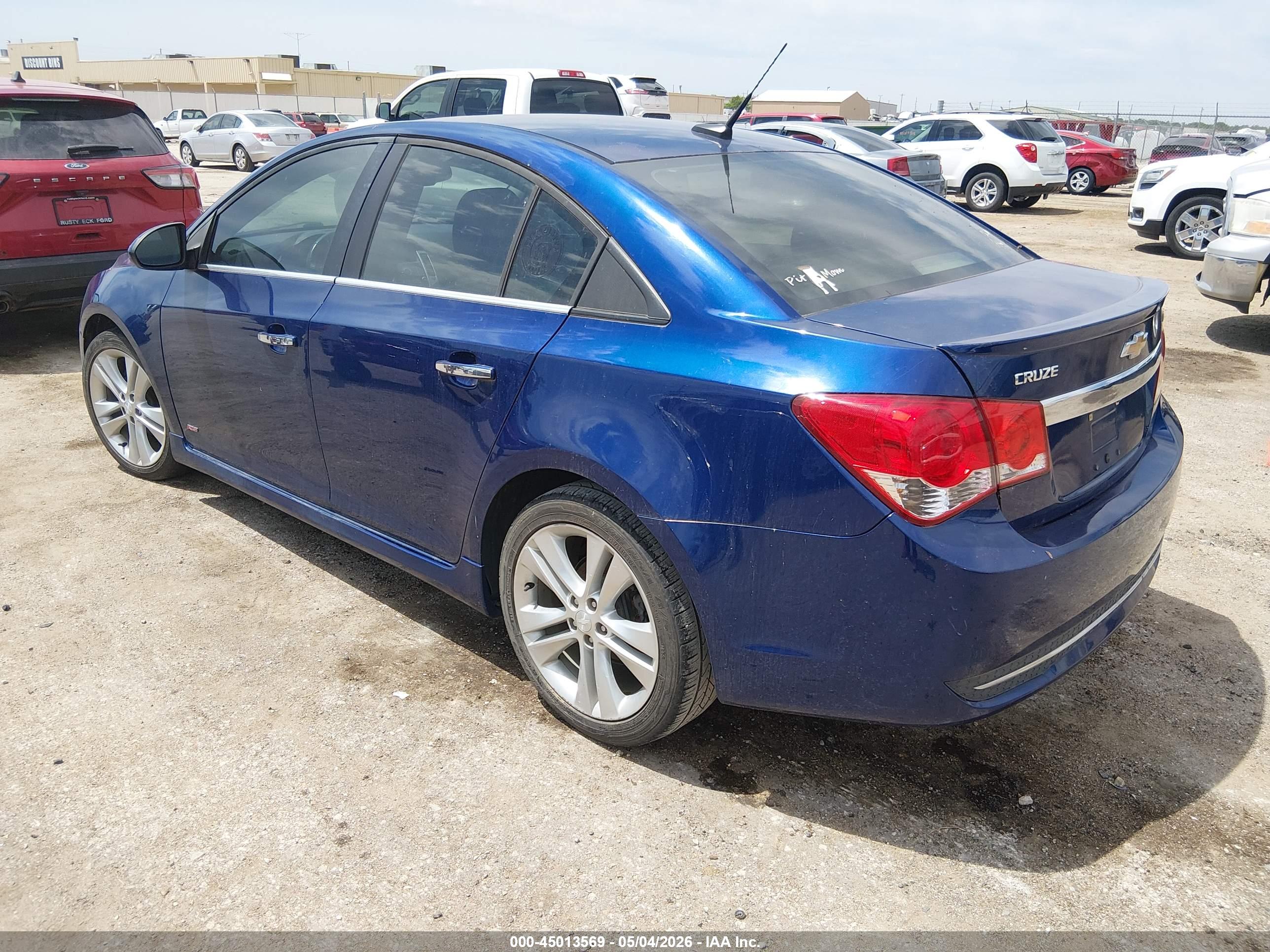 CHEVROLET CRUZE image 3