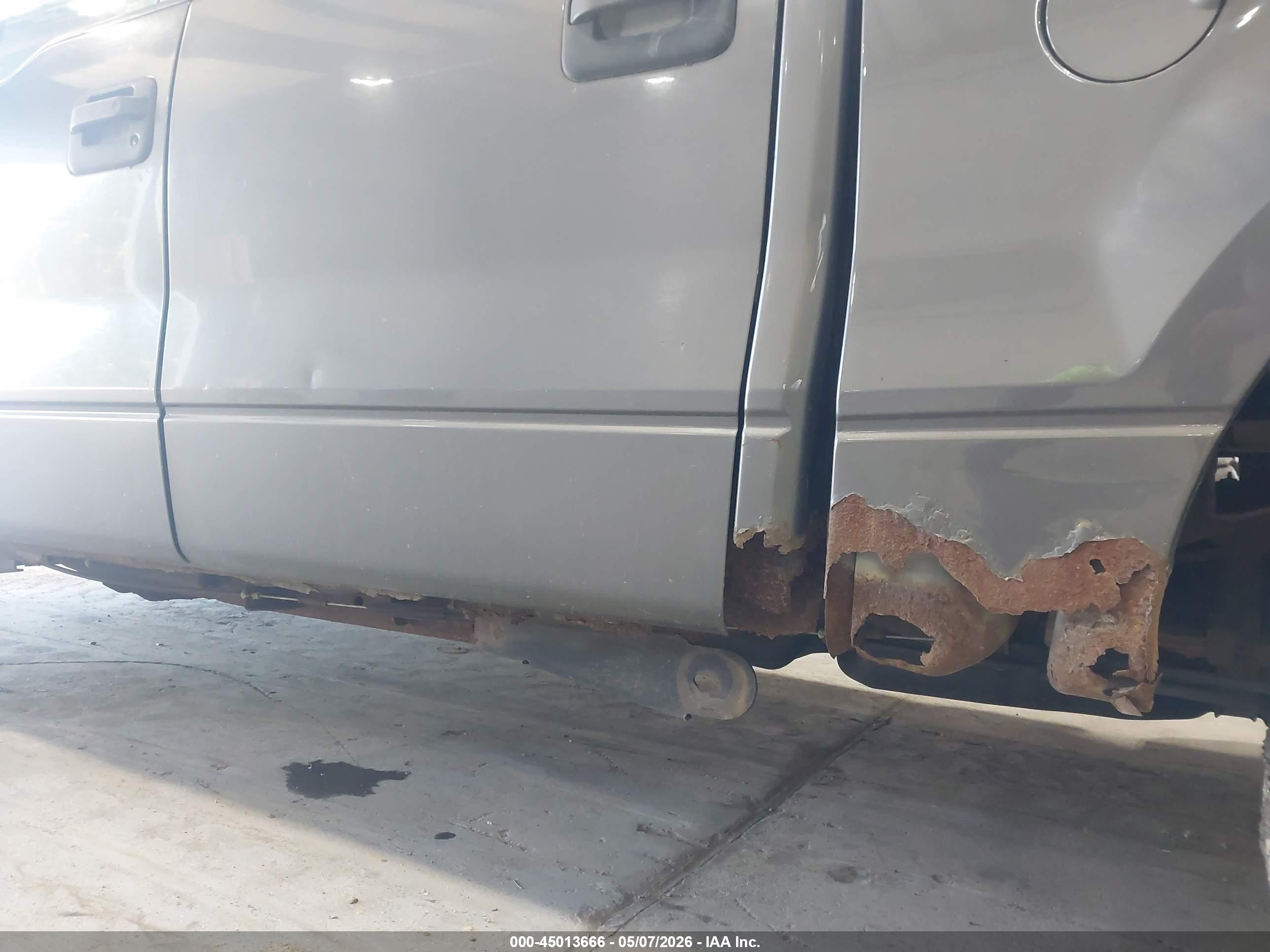 FORD F-150 image 6