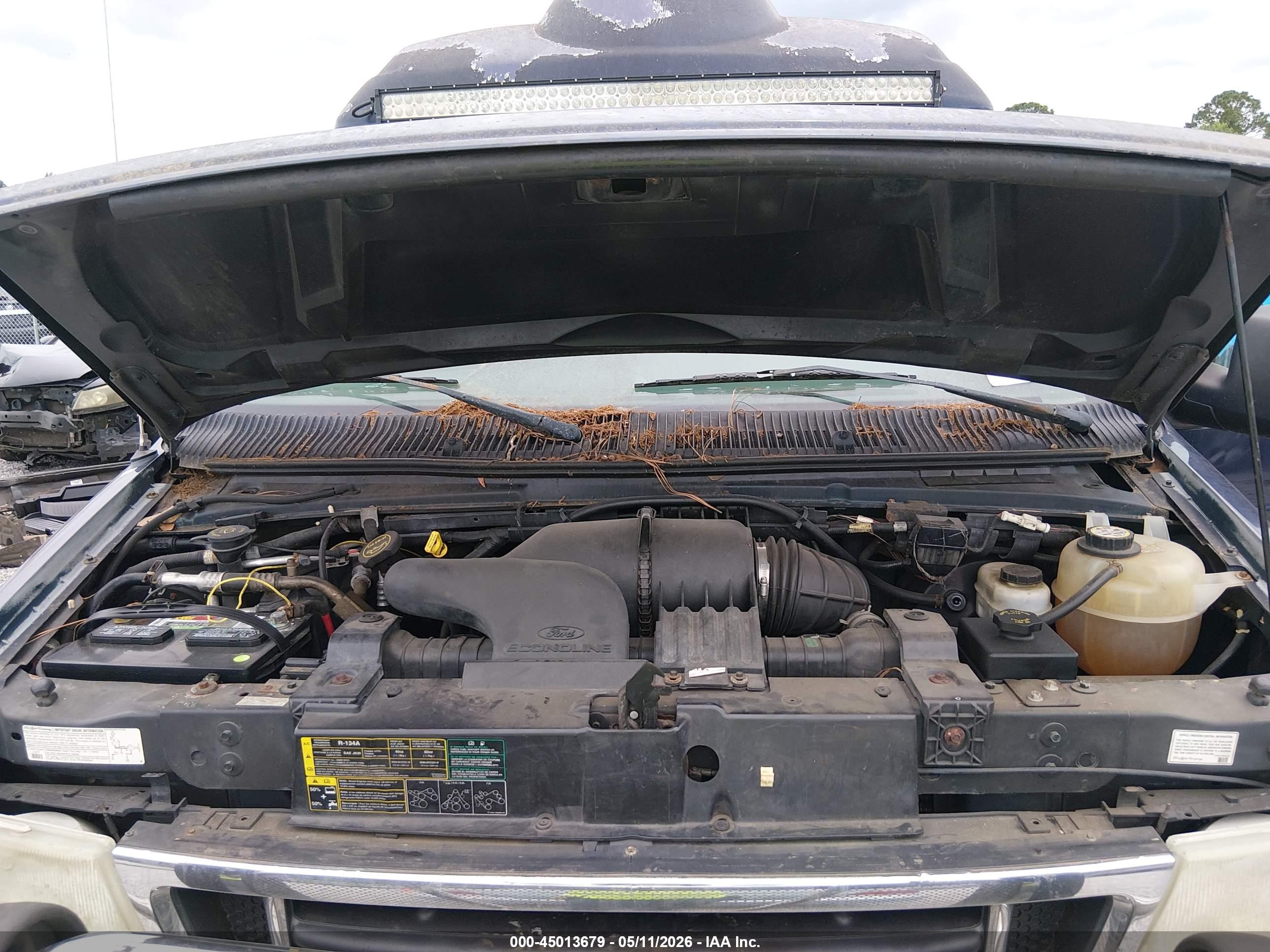 FORD E-350 image 10
