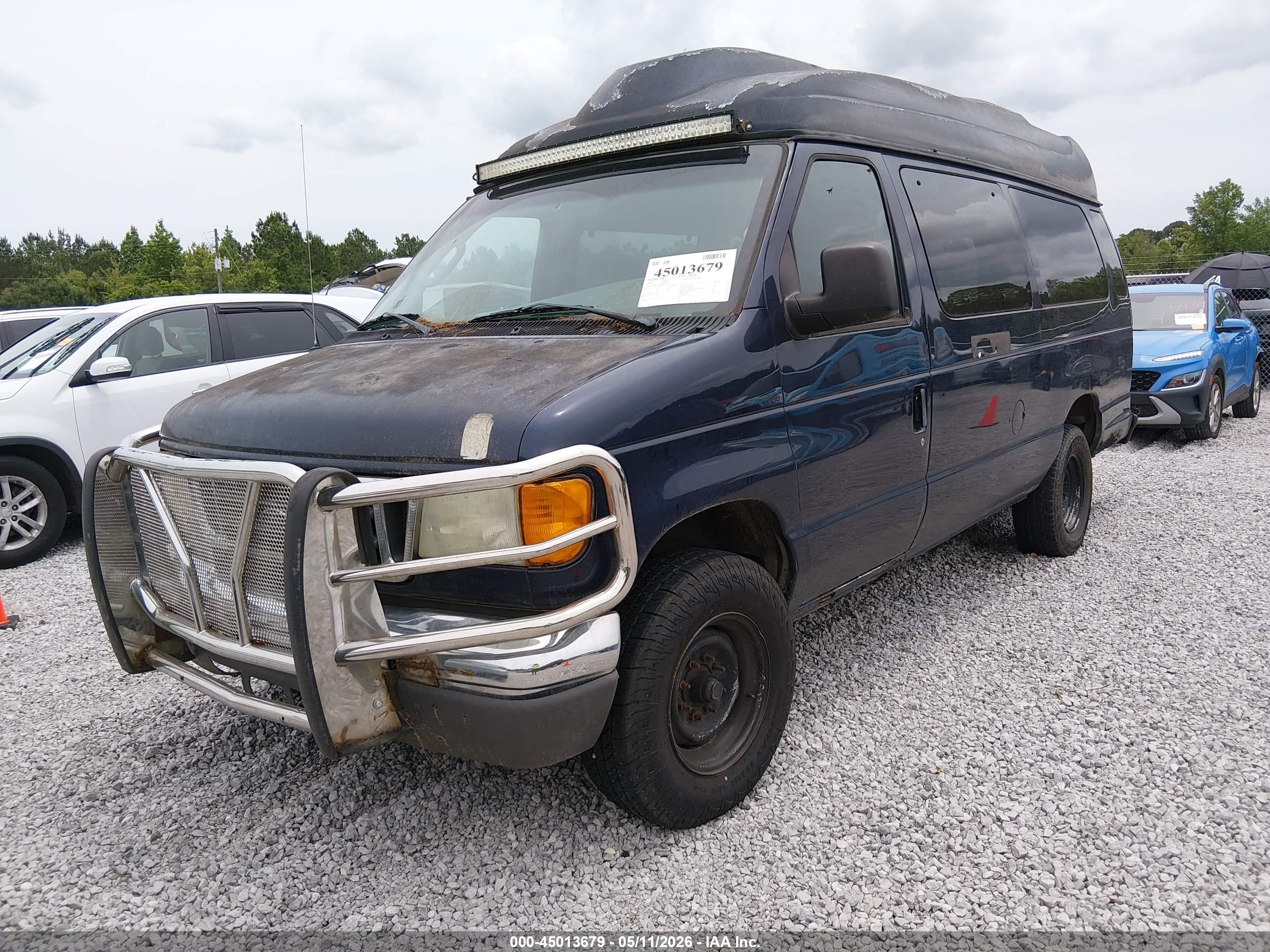 FORD E-350 image 2