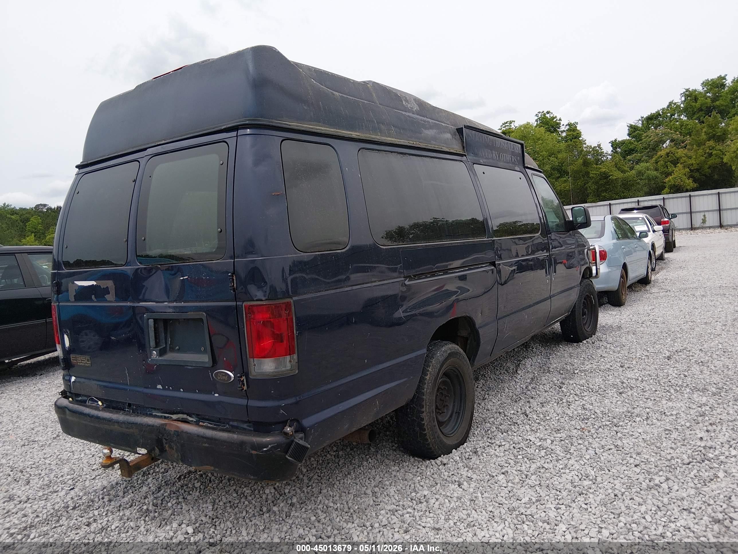 FORD E-350 image 4