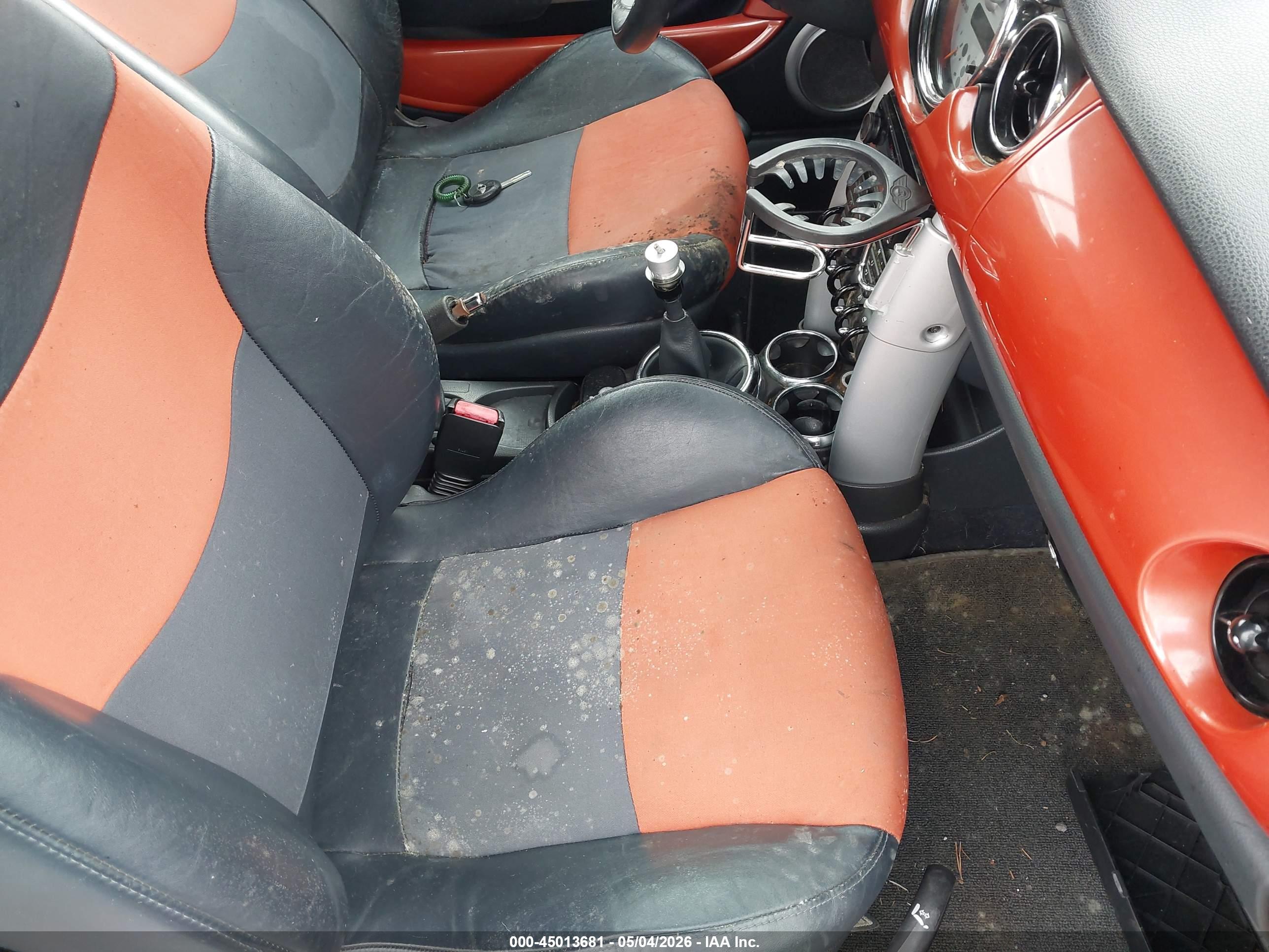 MINI COOPER image 6