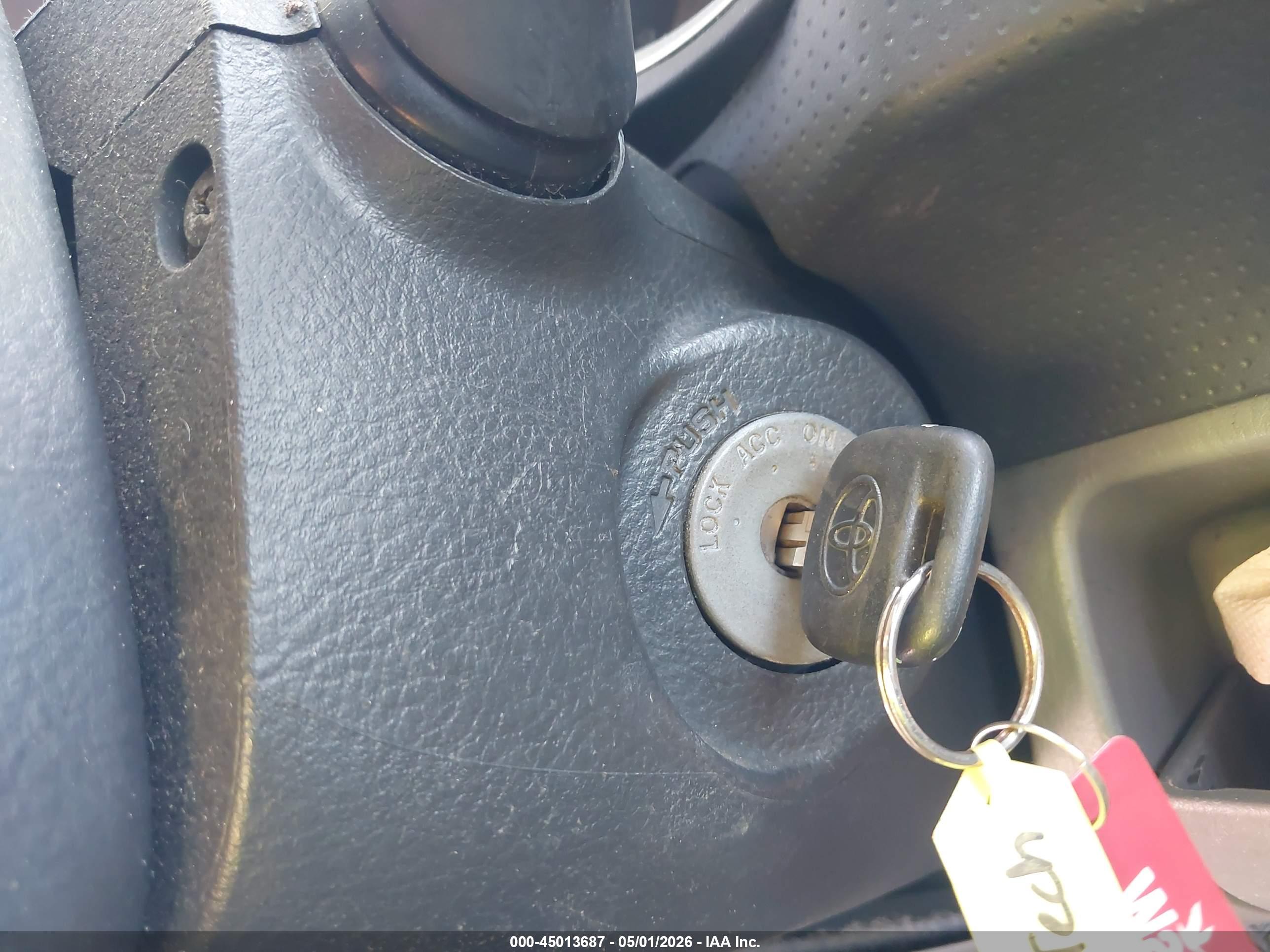 TOYOTA TACOMA image 11