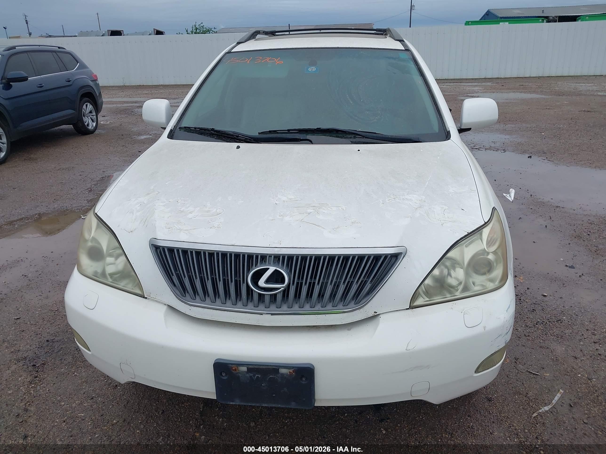 LEXUS RX image 6