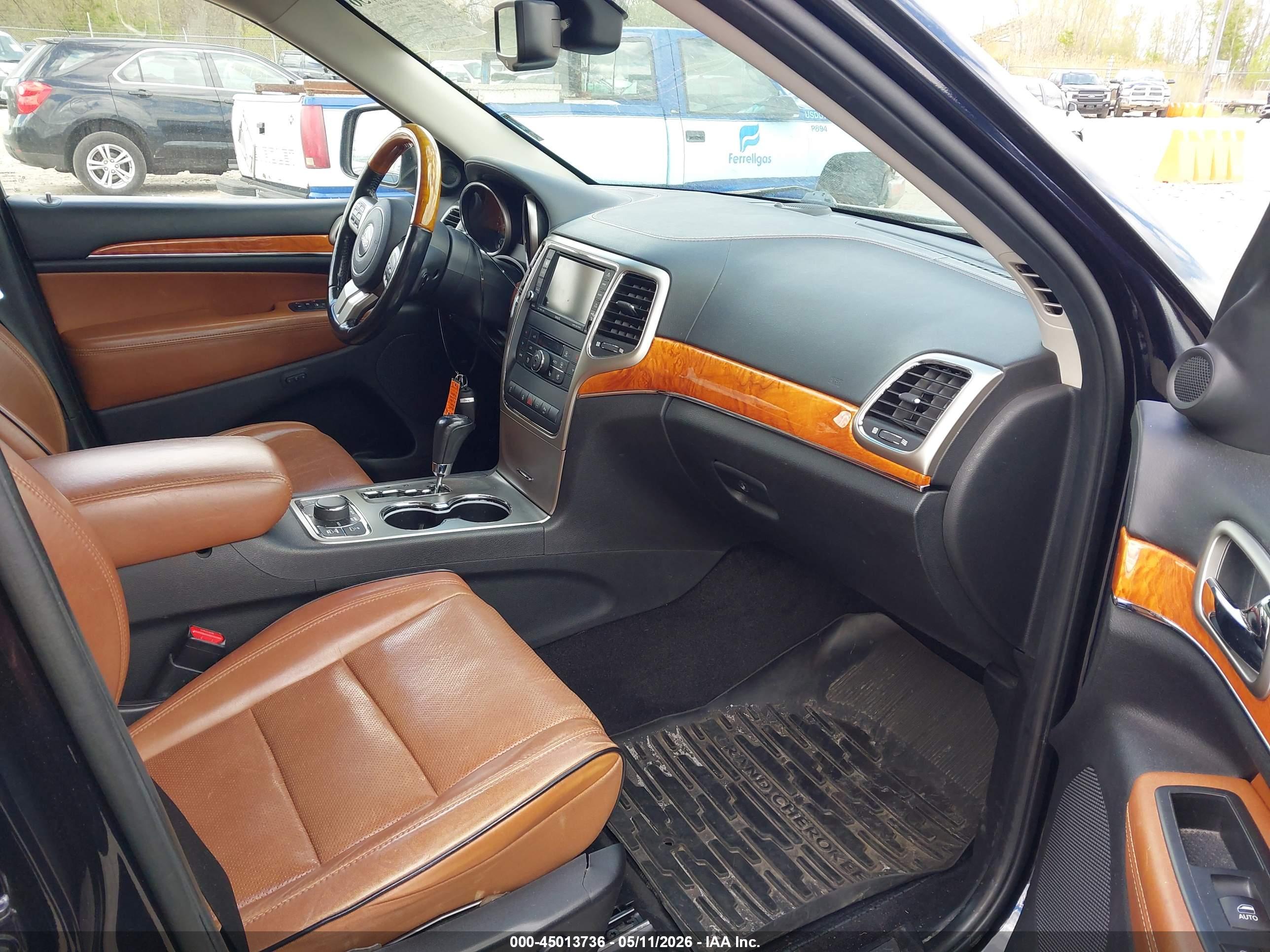 JEEP GRAND image 5