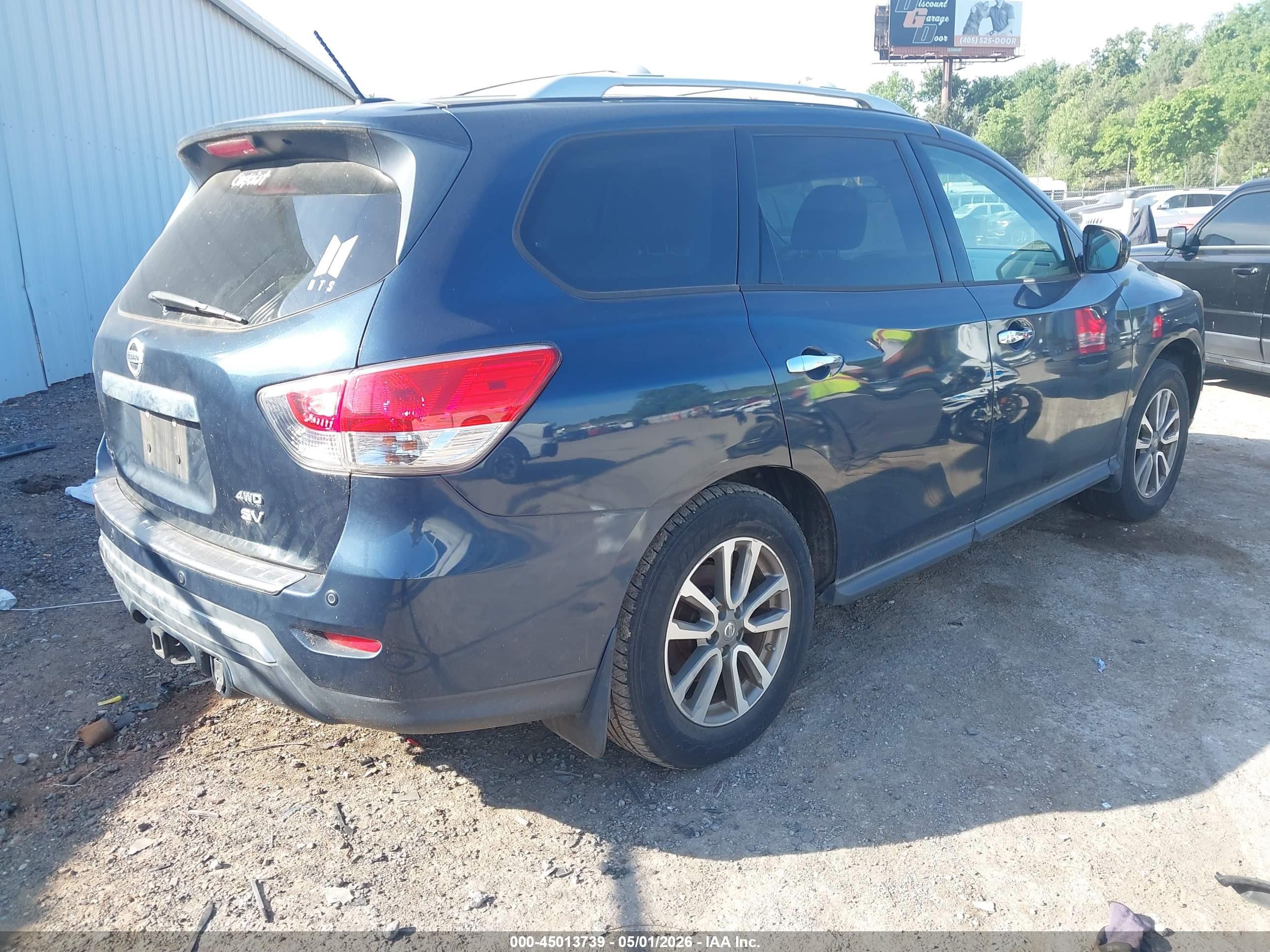 NISSAN PATHFINDER image 4
