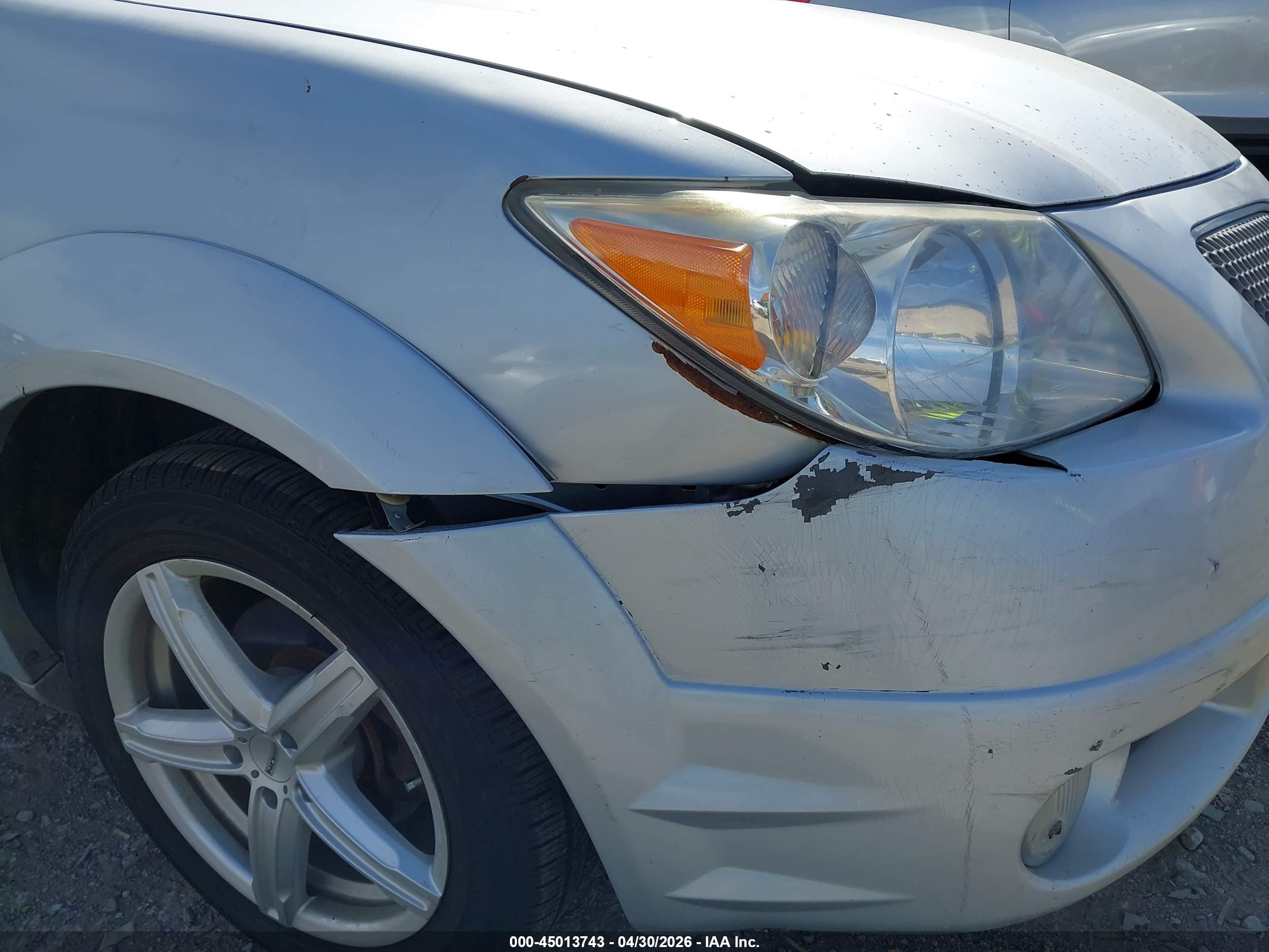PONTIAC VIBE image 6