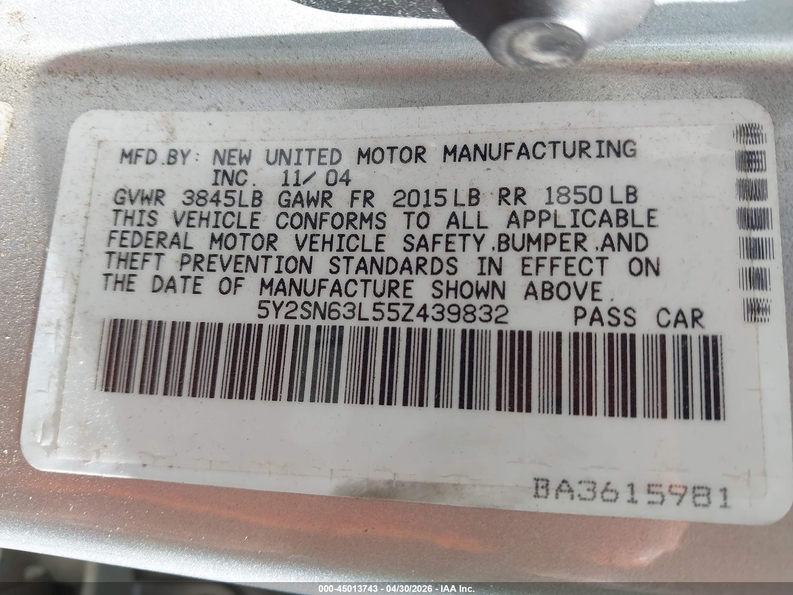 PONTIAC VIBE image 9