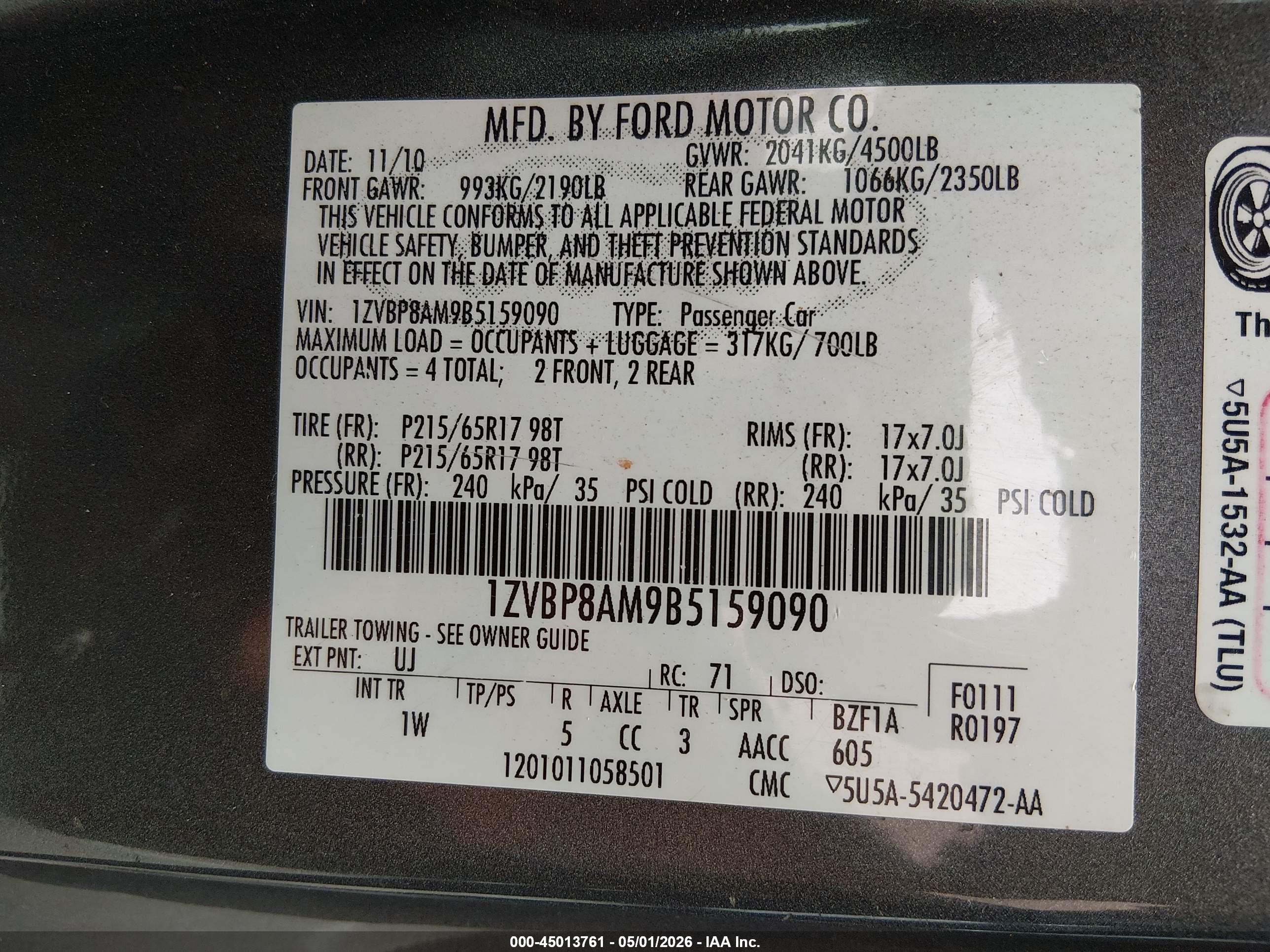 FORD MUSTANG image 9