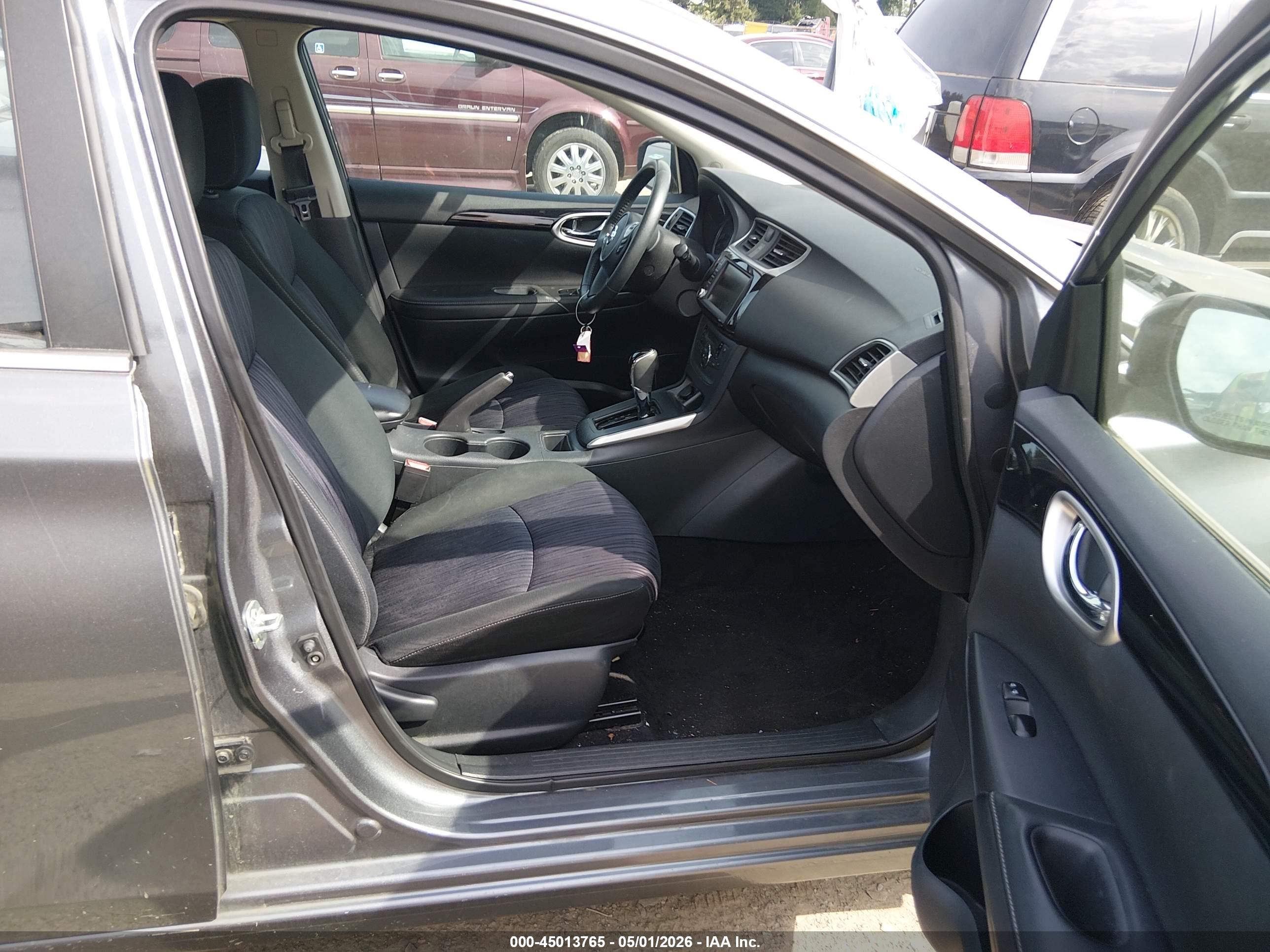 NISSAN SENTRA image 5