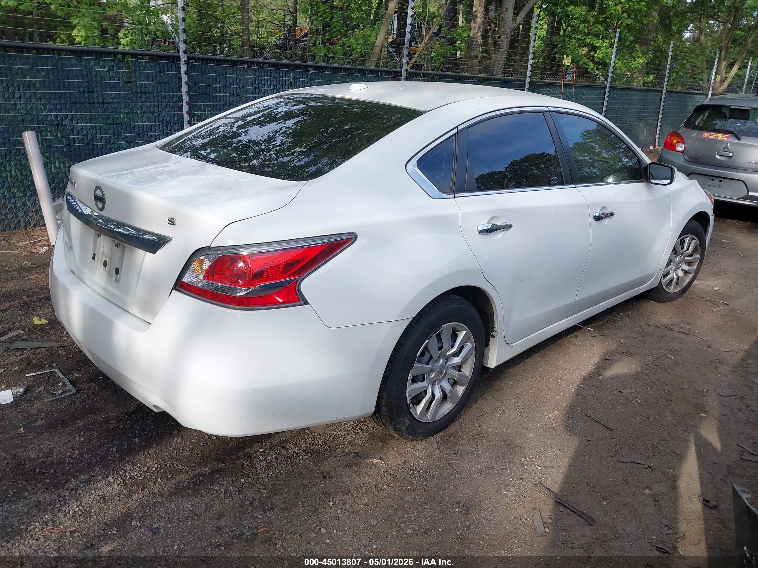 NISSAN ALTIMA image 4