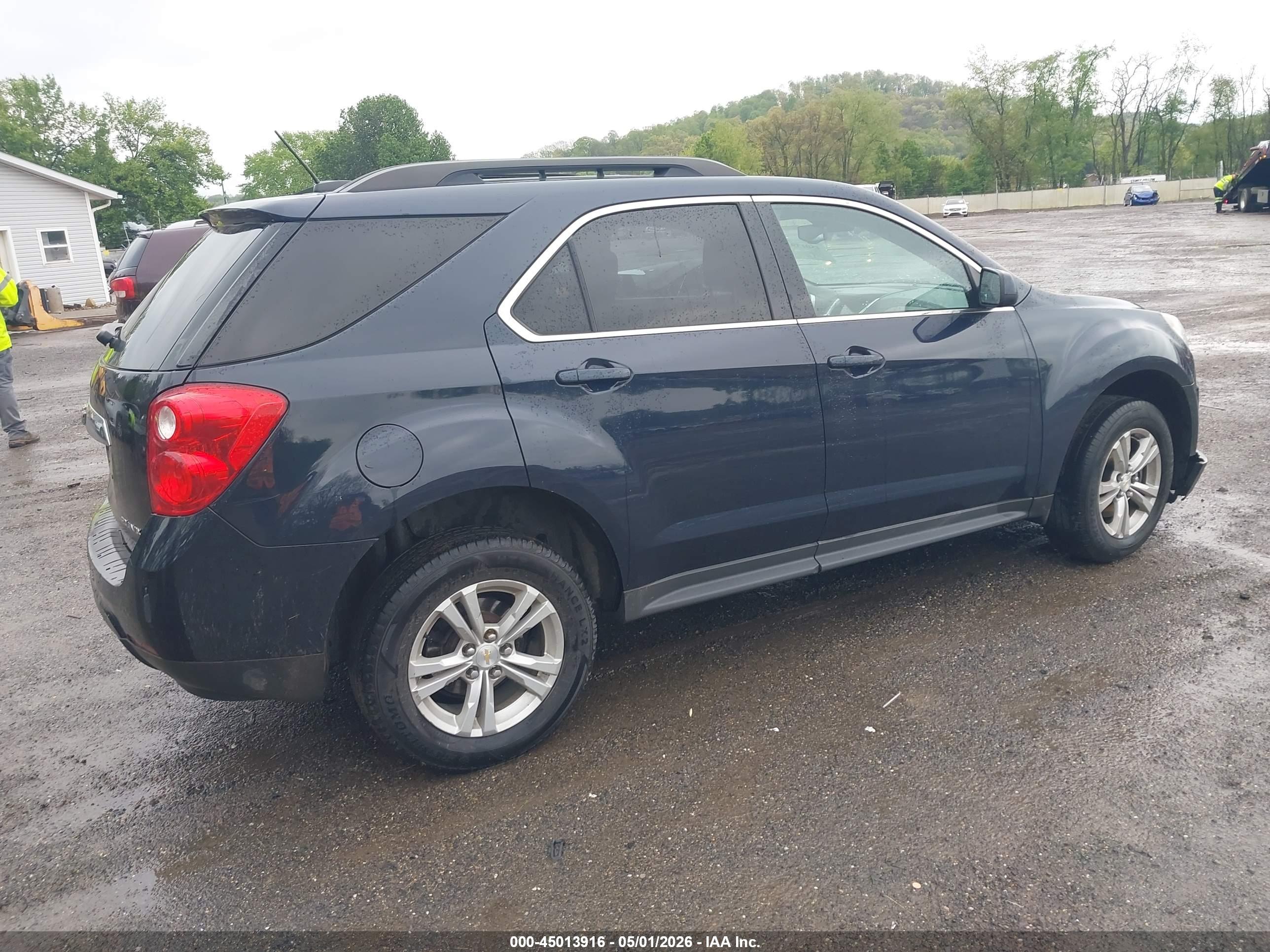 CHEVROLET EQUINOX image 4