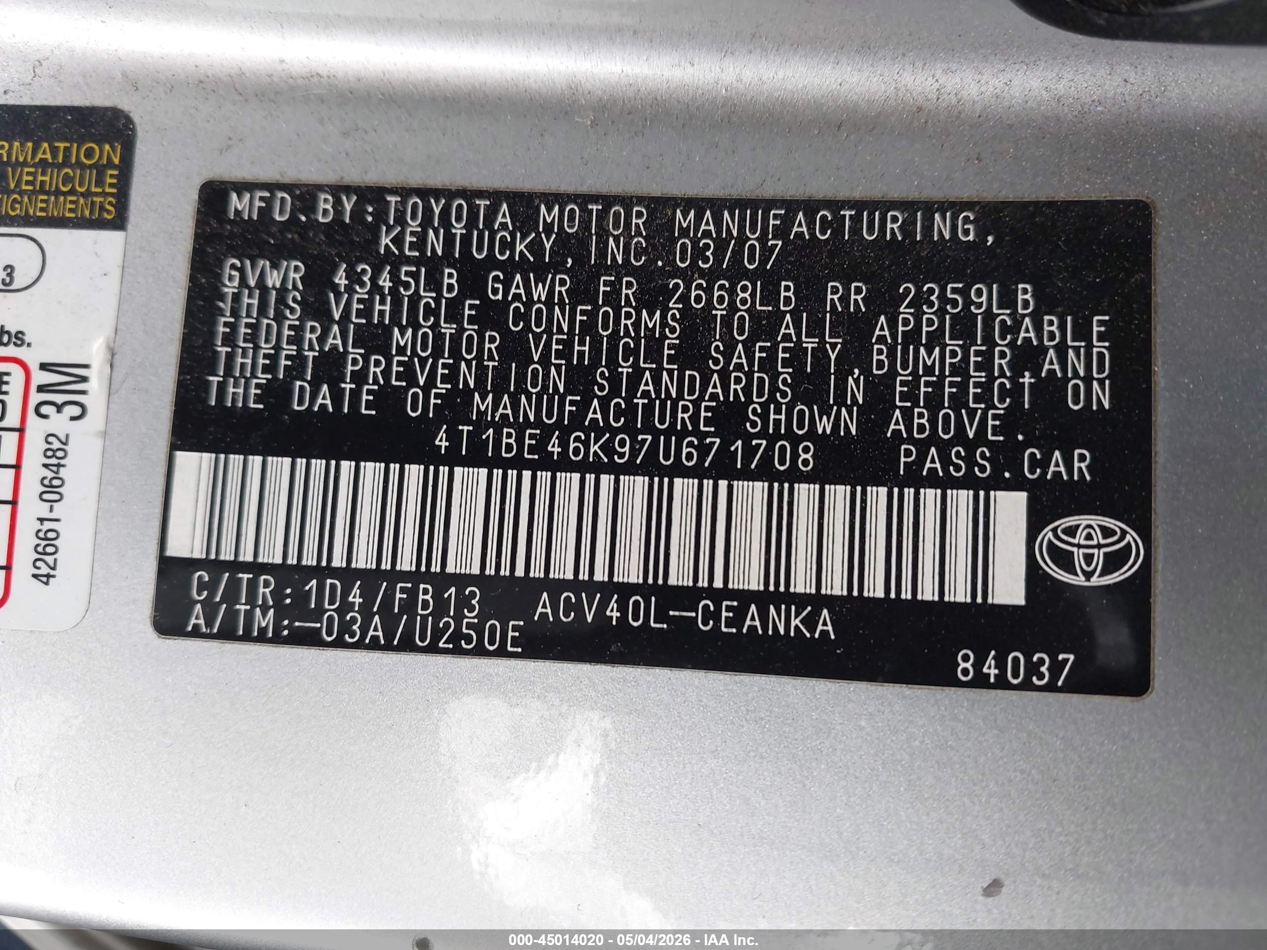 TOYOTA CAMRY image 9