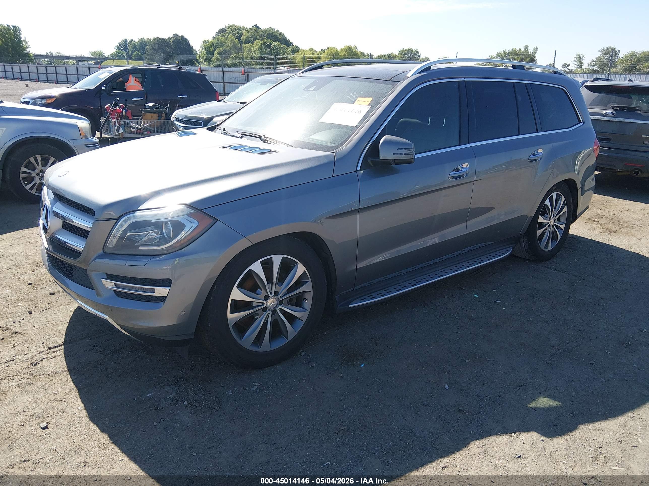 MERCEDES-BENZ GL image 2