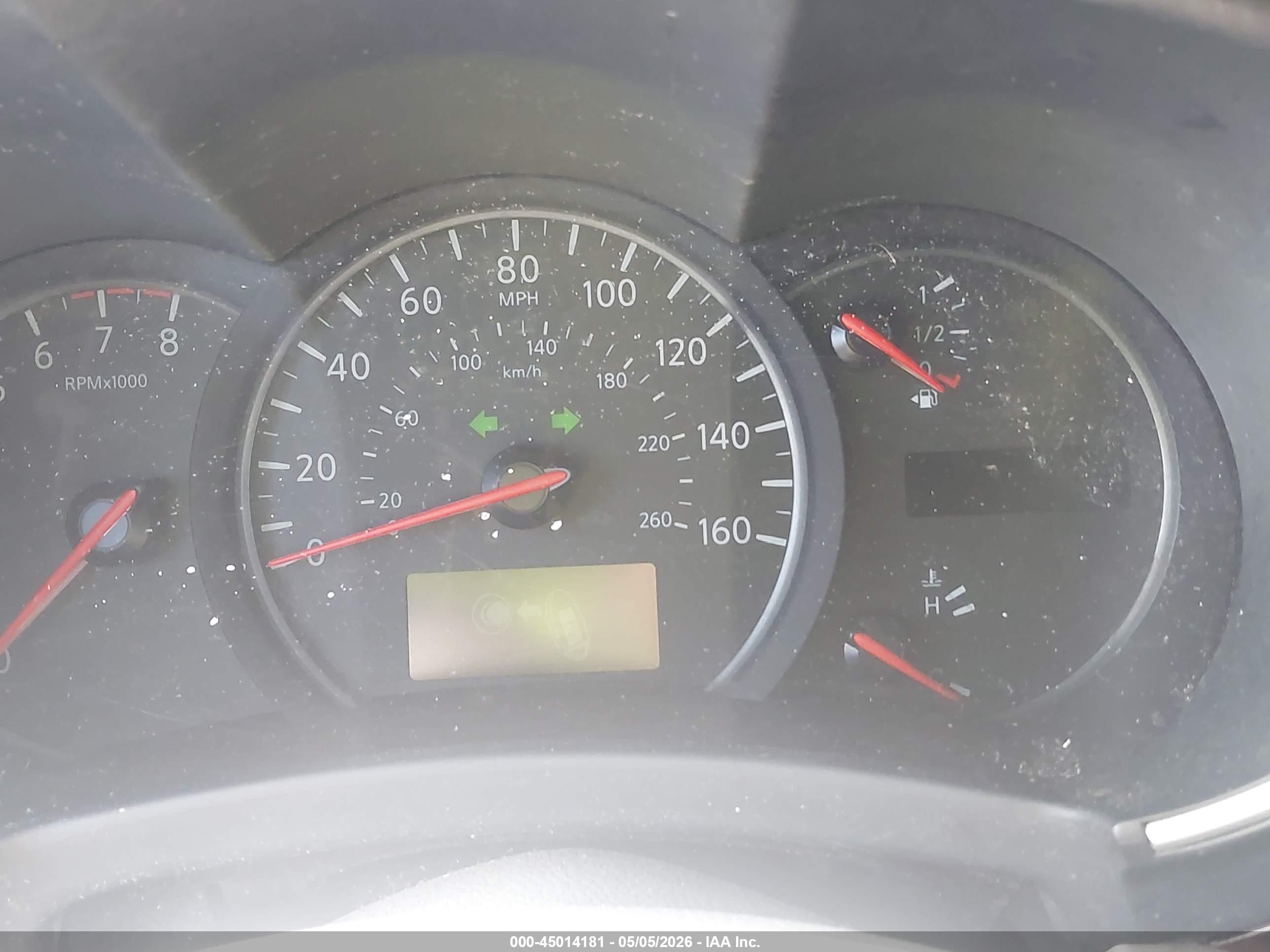 NISSAN QUEST image 7