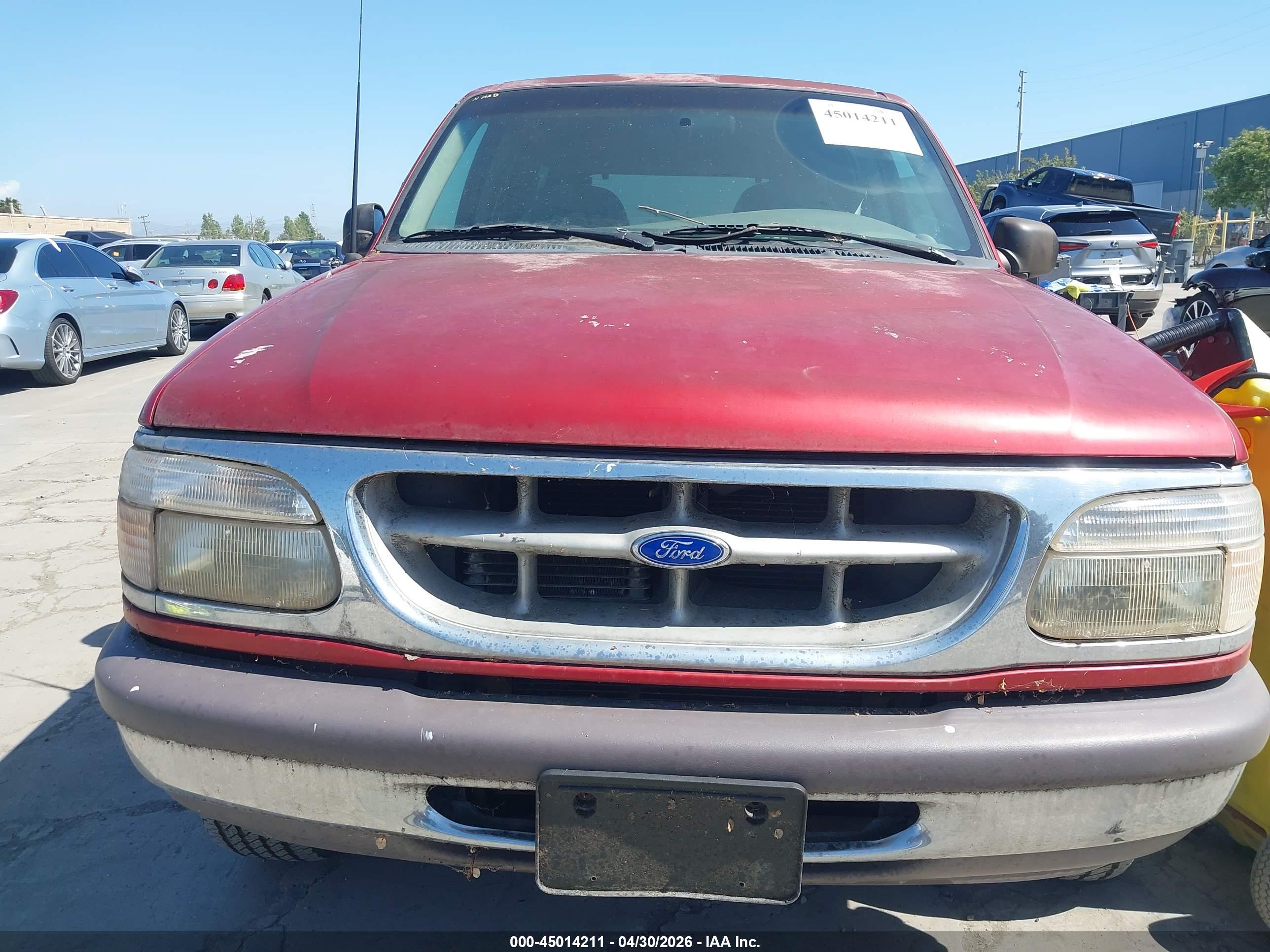 FORD EXPLORER image 6