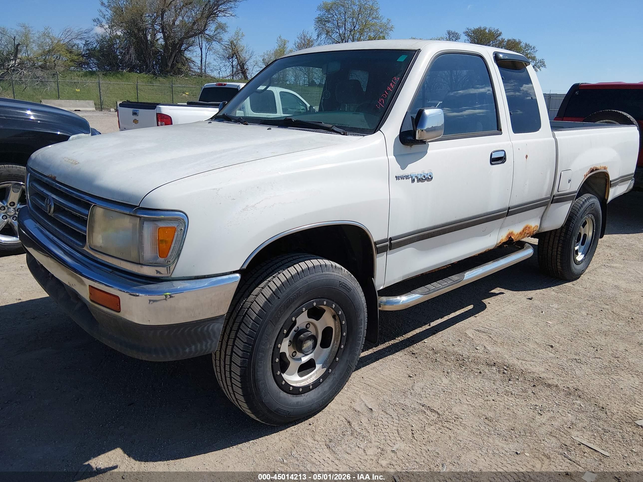 TOYOTA T100 image 6