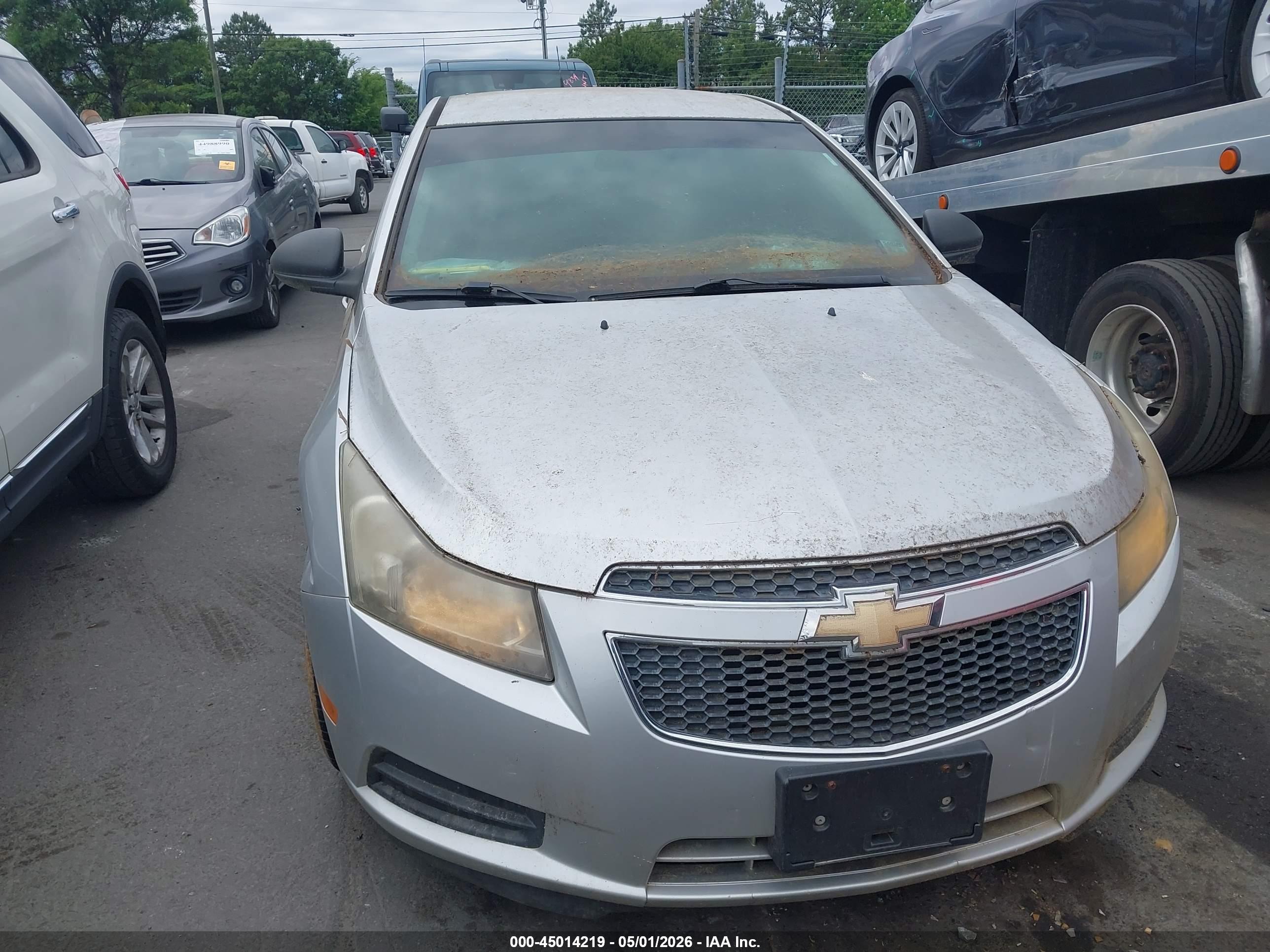 CHEVROLET CRUZE image 6