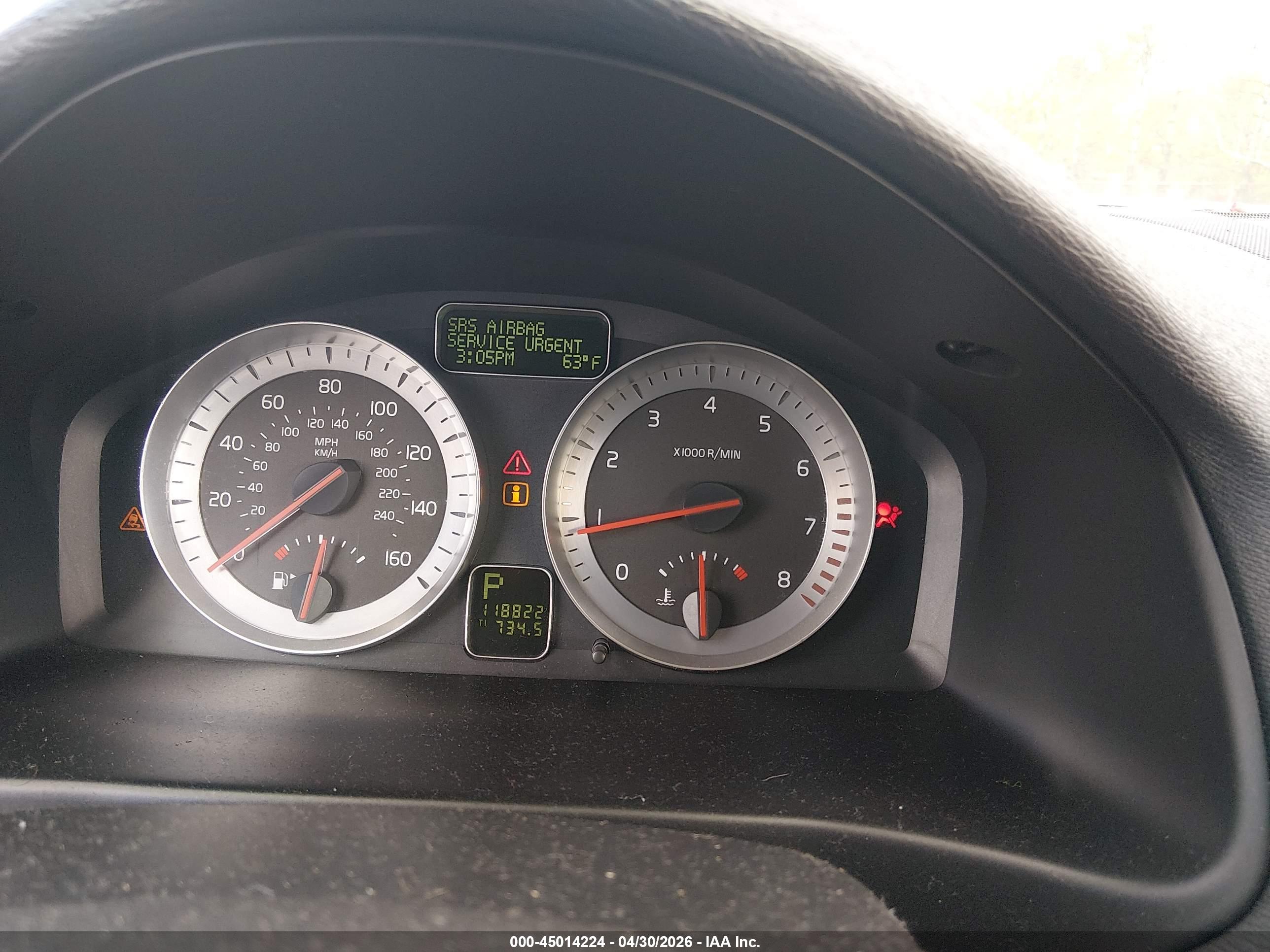 VOLVO C70 image 7