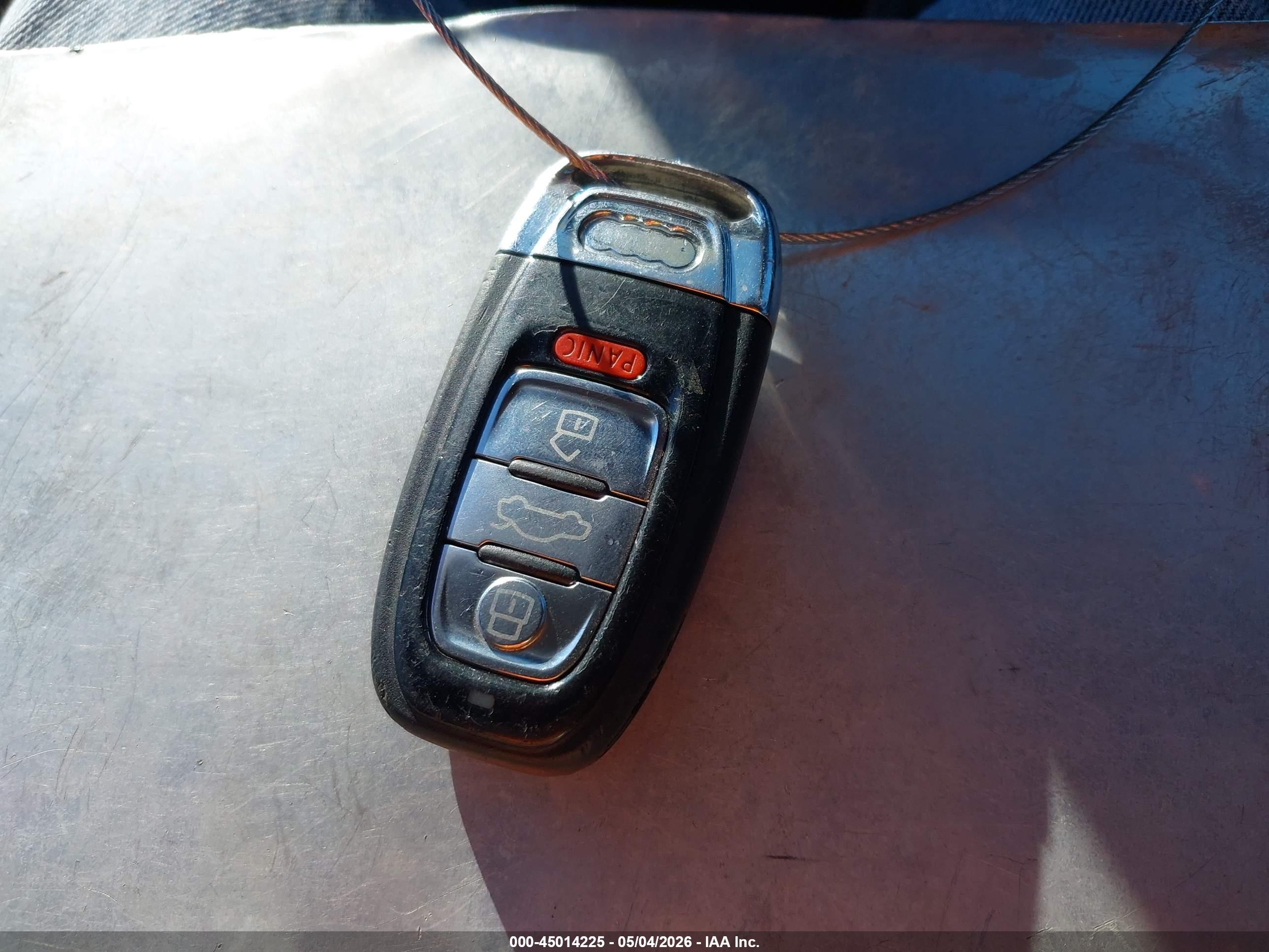 AUDI A8 image 11