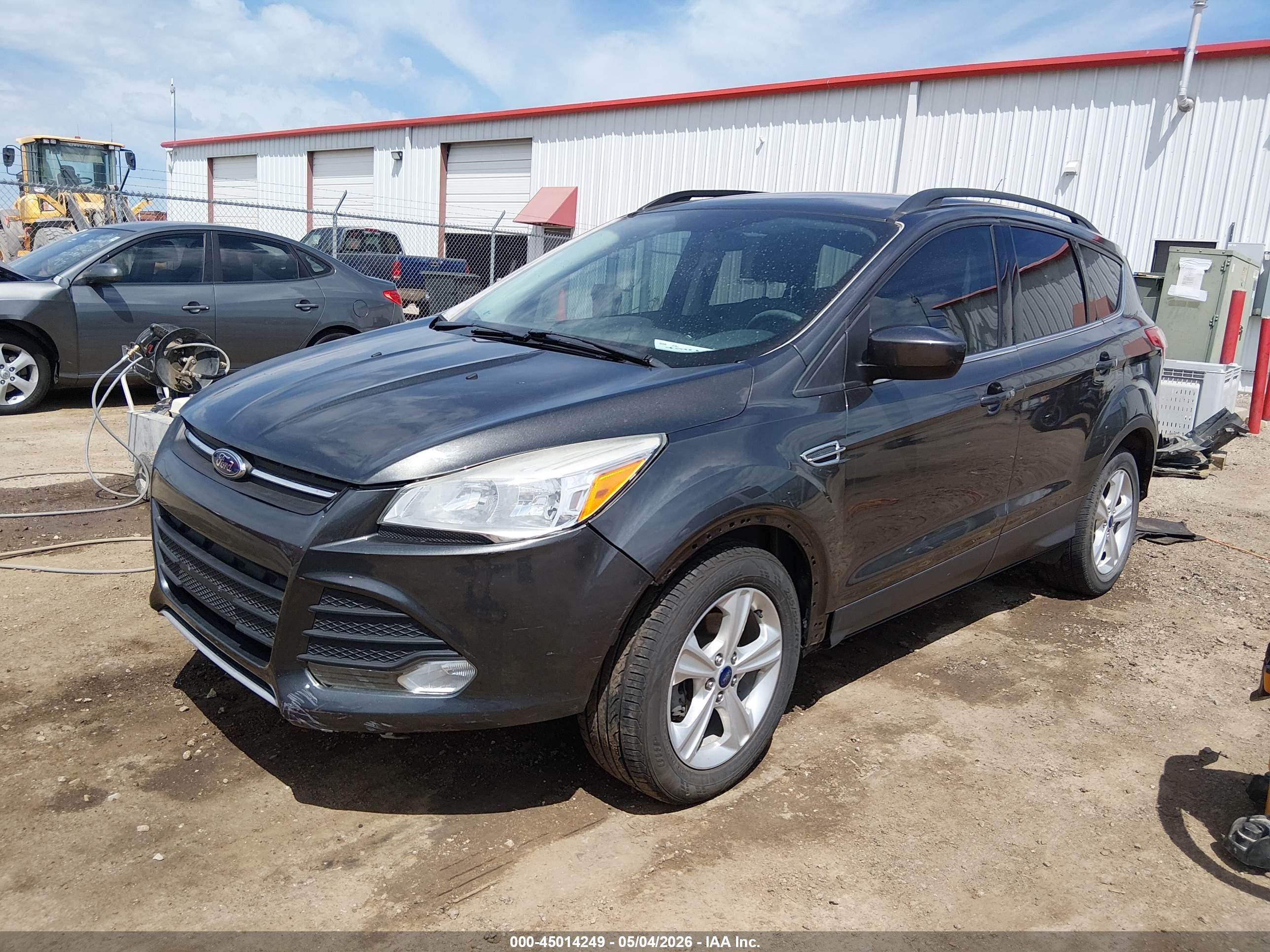 FORD ESCAPE image 2
