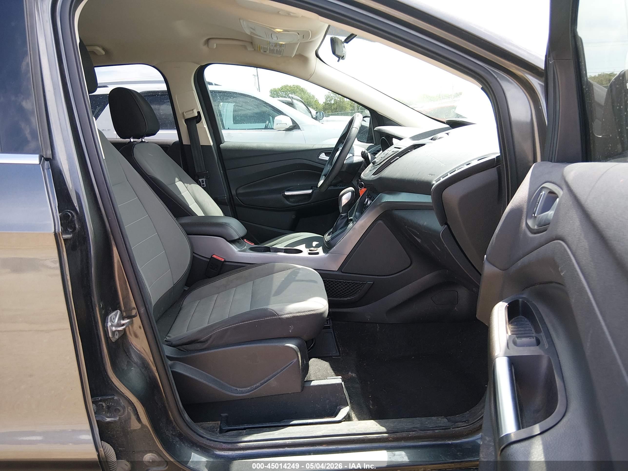 FORD ESCAPE image 5