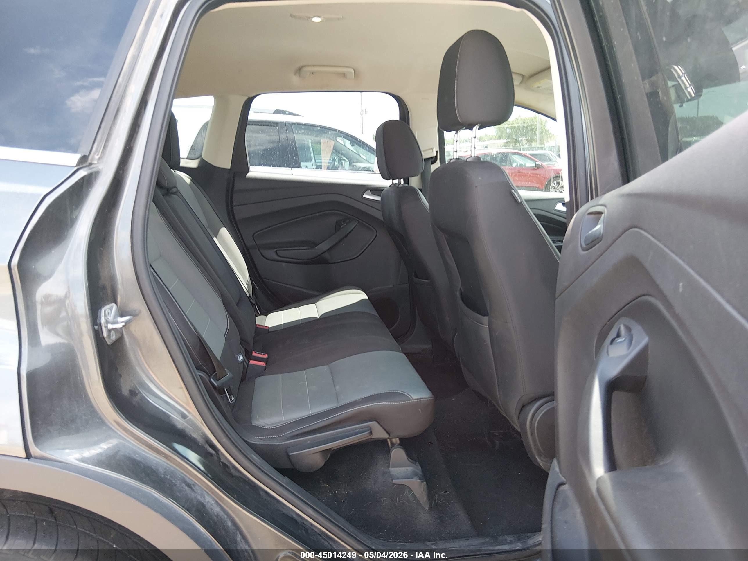 FORD ESCAPE image 8