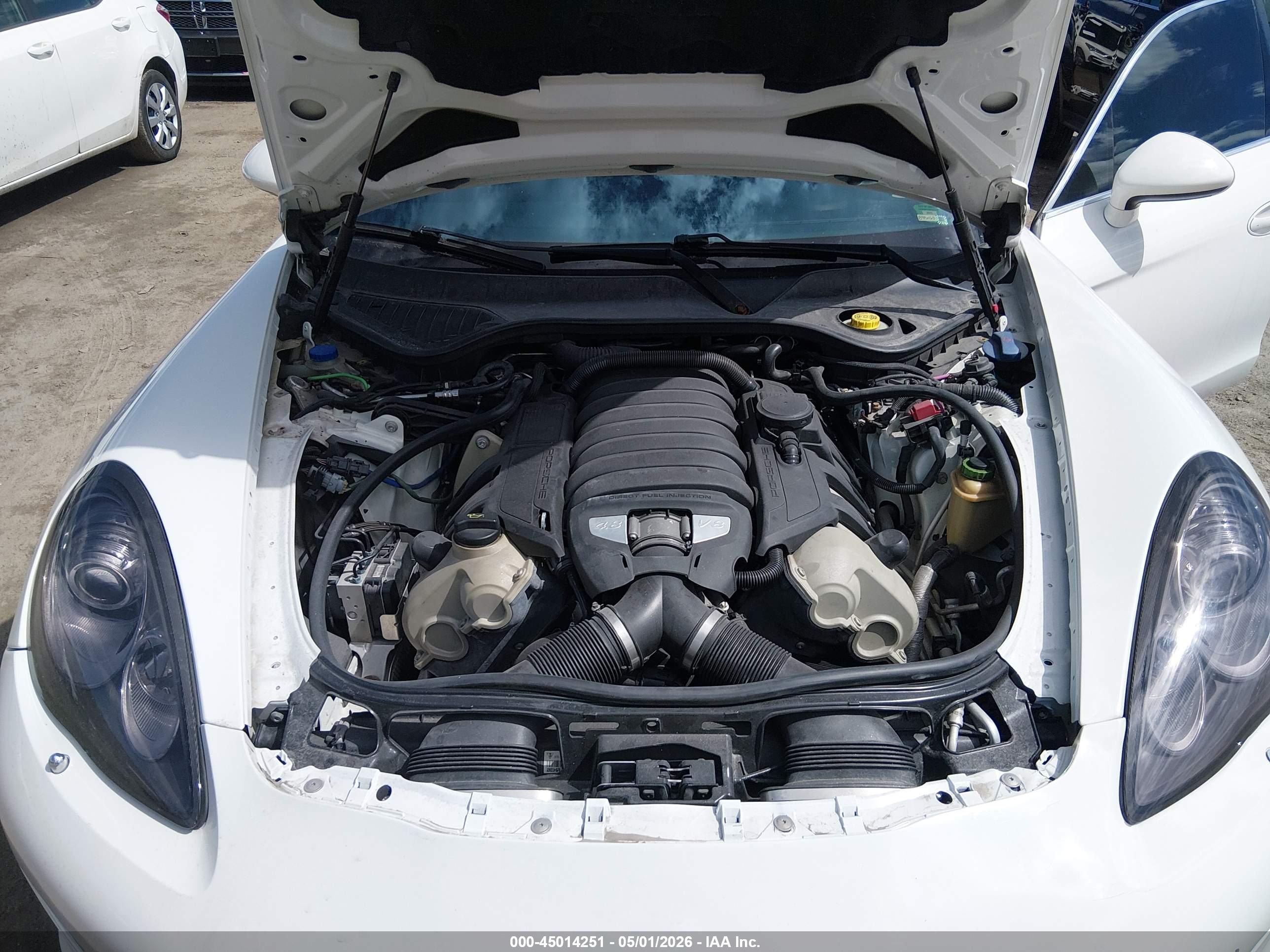 PORSCHE PANAMERA image 10
