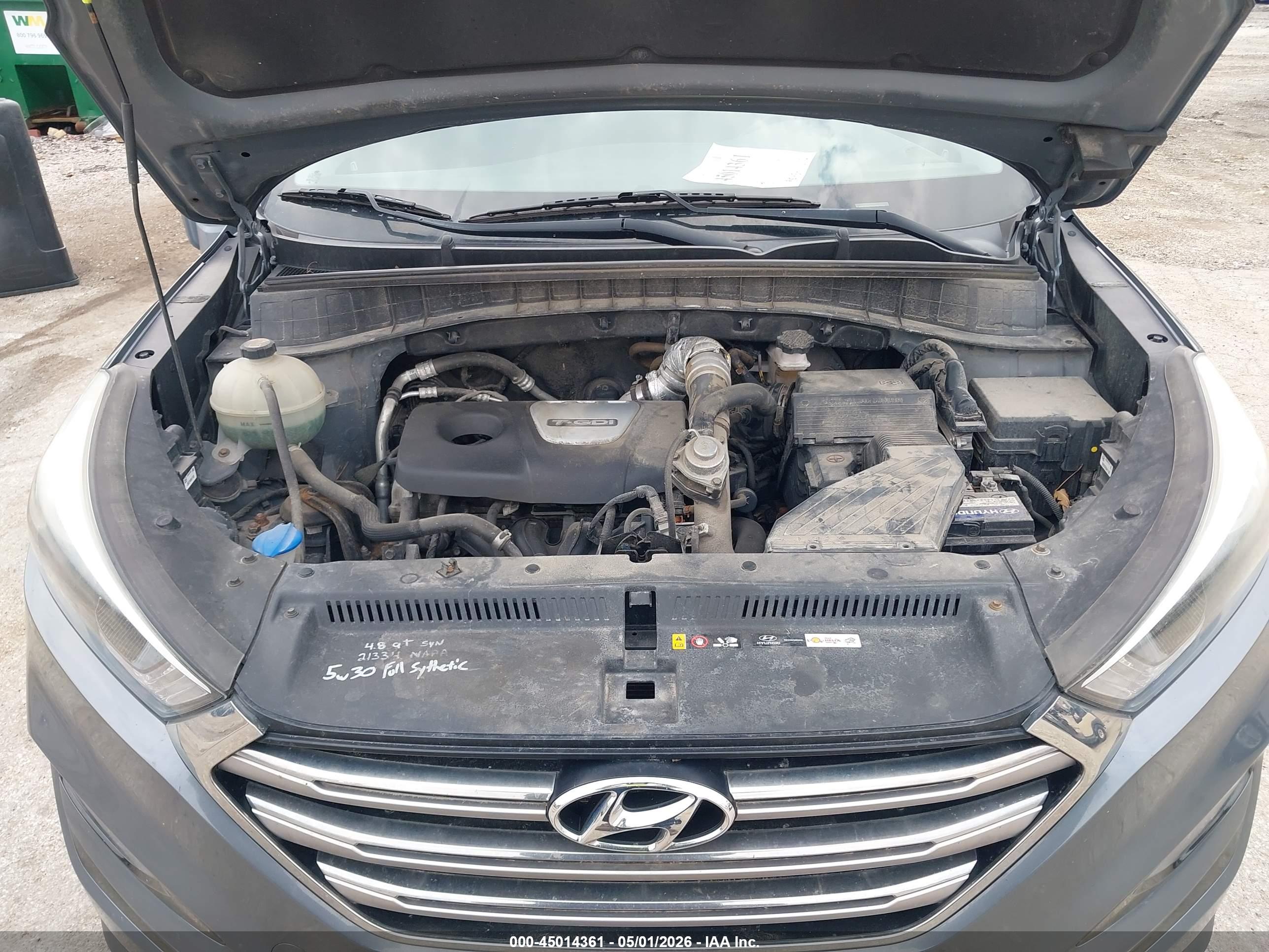HYUNDAI TUCSON image 10