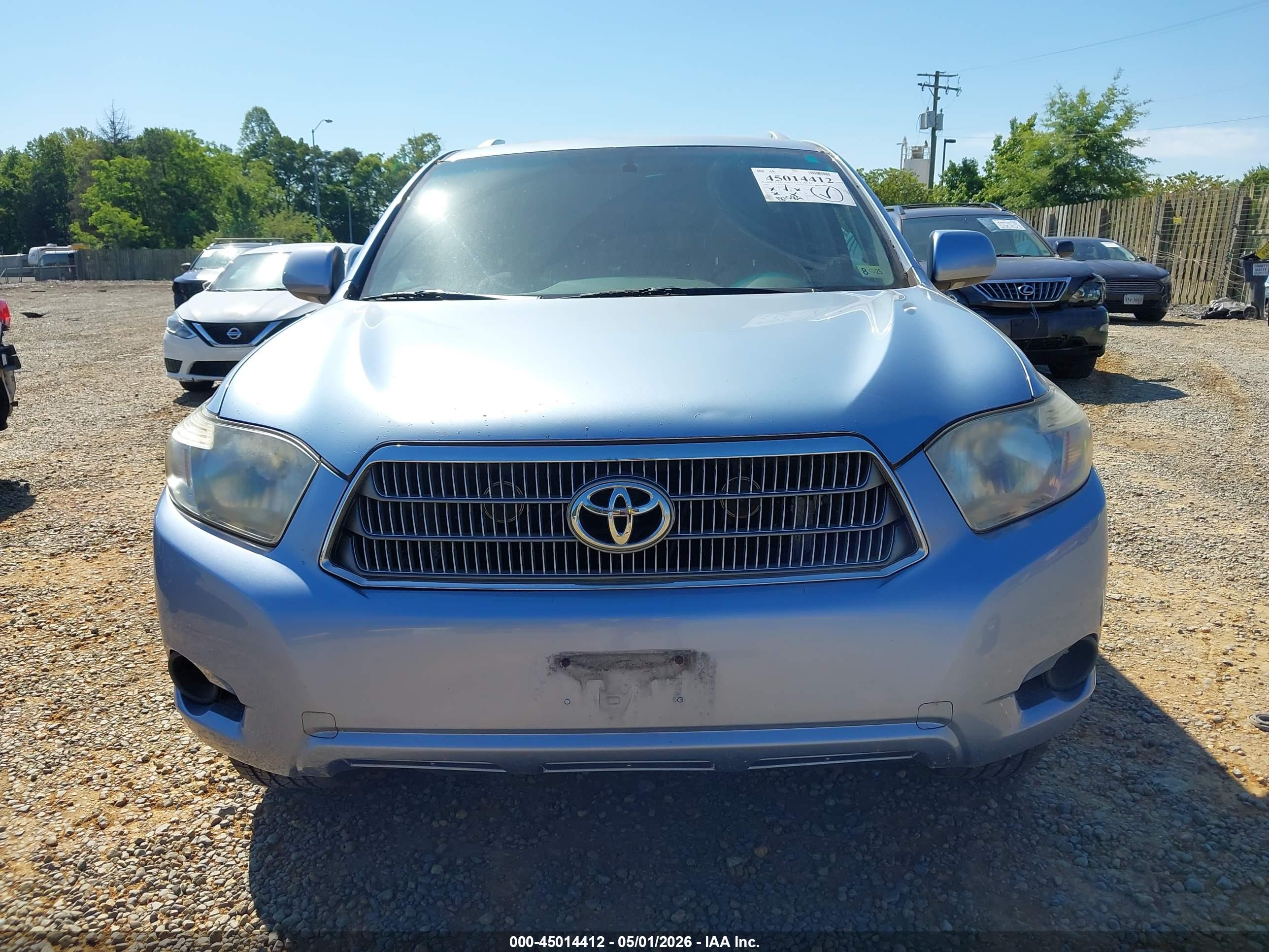 TOYOTA HIGHLANDER image 6