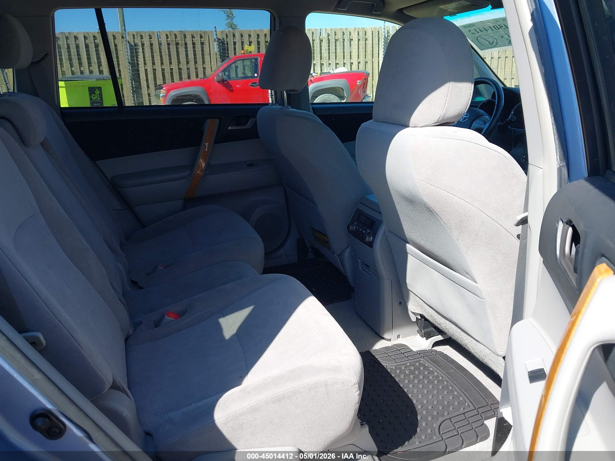 TOYOTA HIGHLANDER image 8