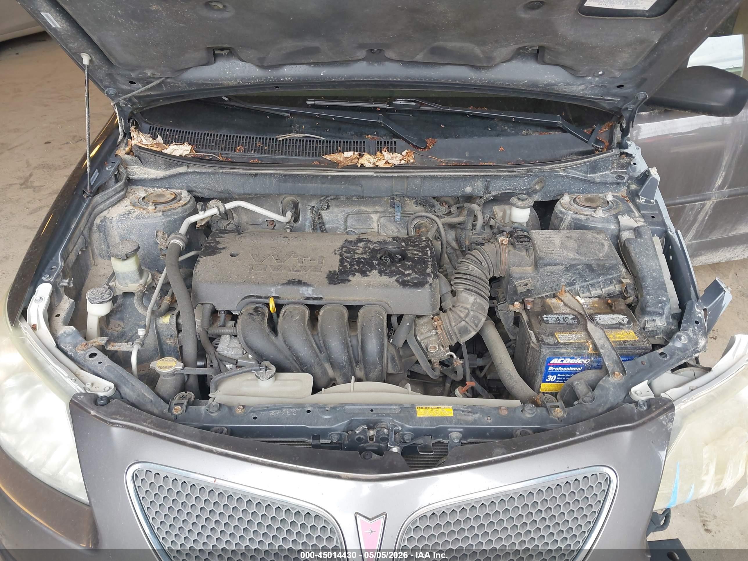 PONTIAC VIBE image 10