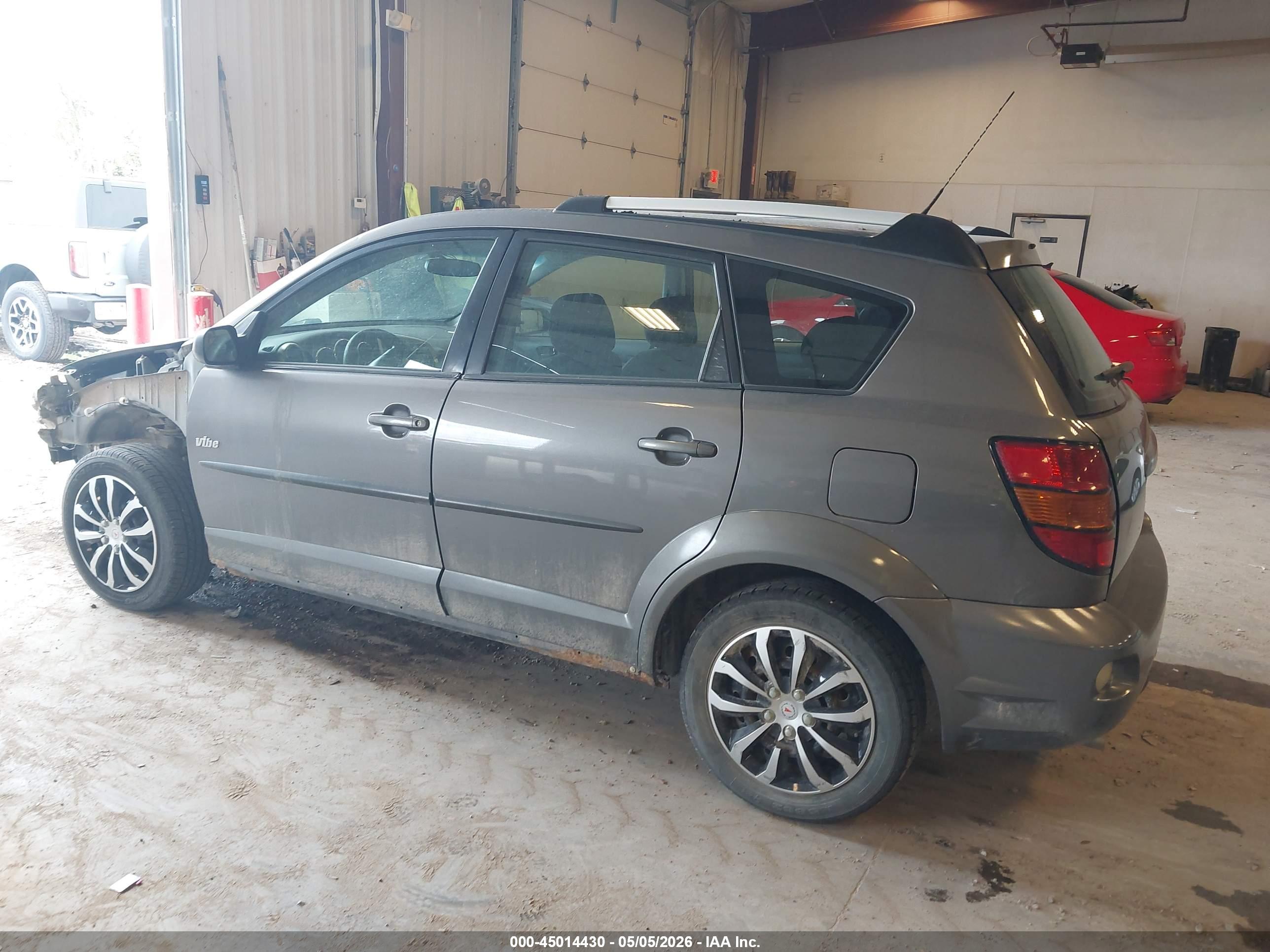 PONTIAC VIBE image 3