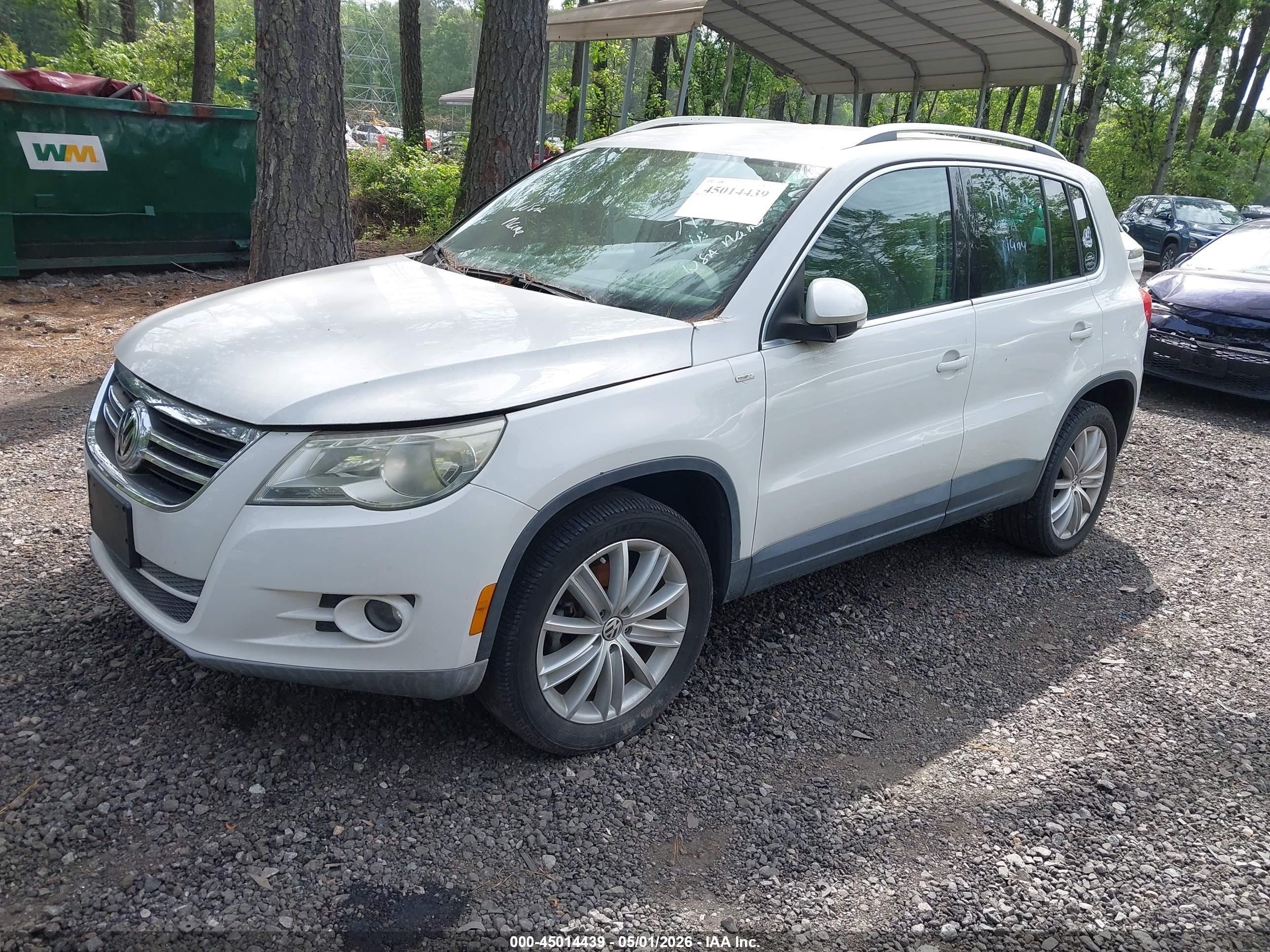 VOLKSWAGEN TIGUAN image 2
