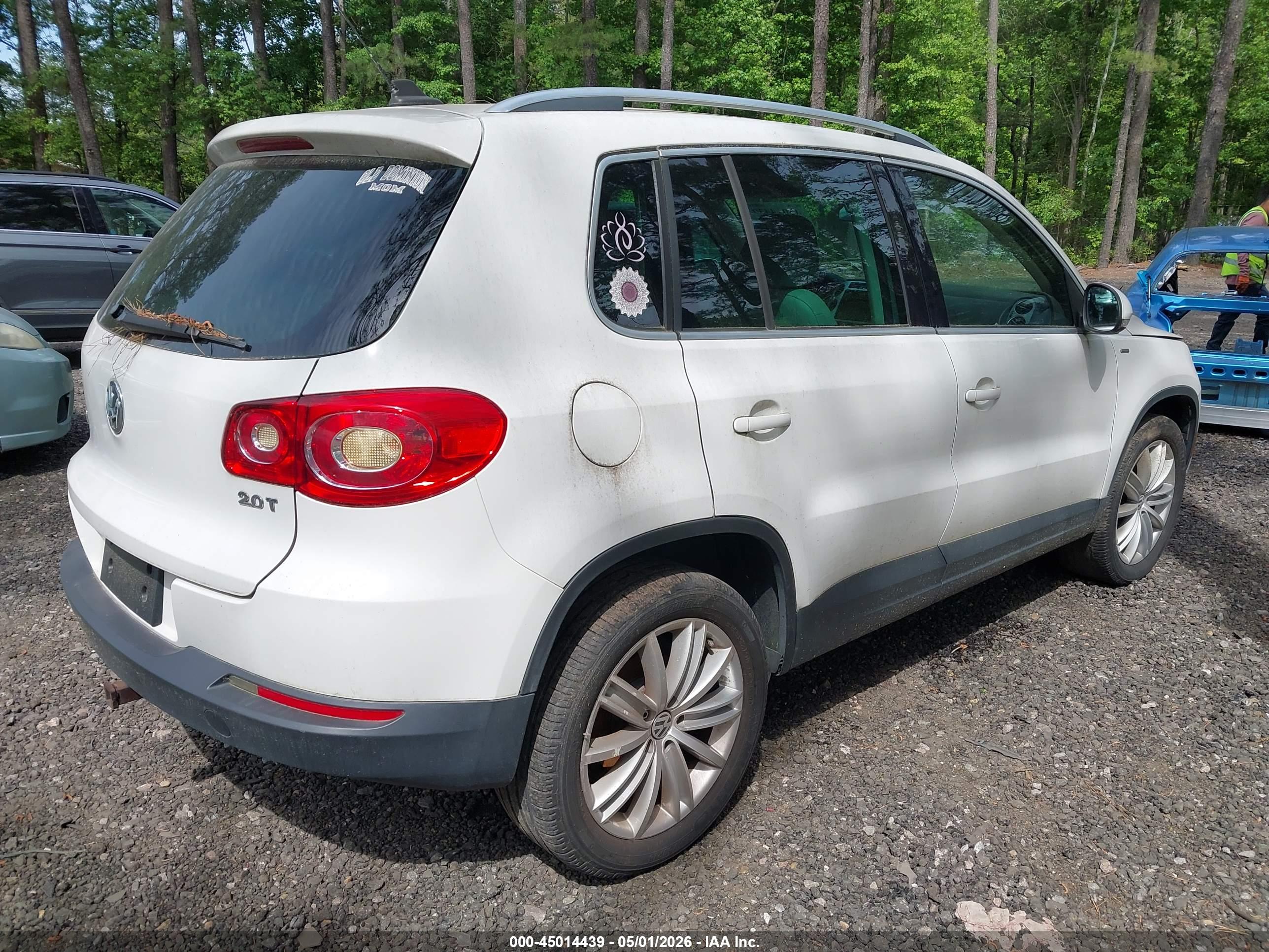 VOLKSWAGEN TIGUAN image 4