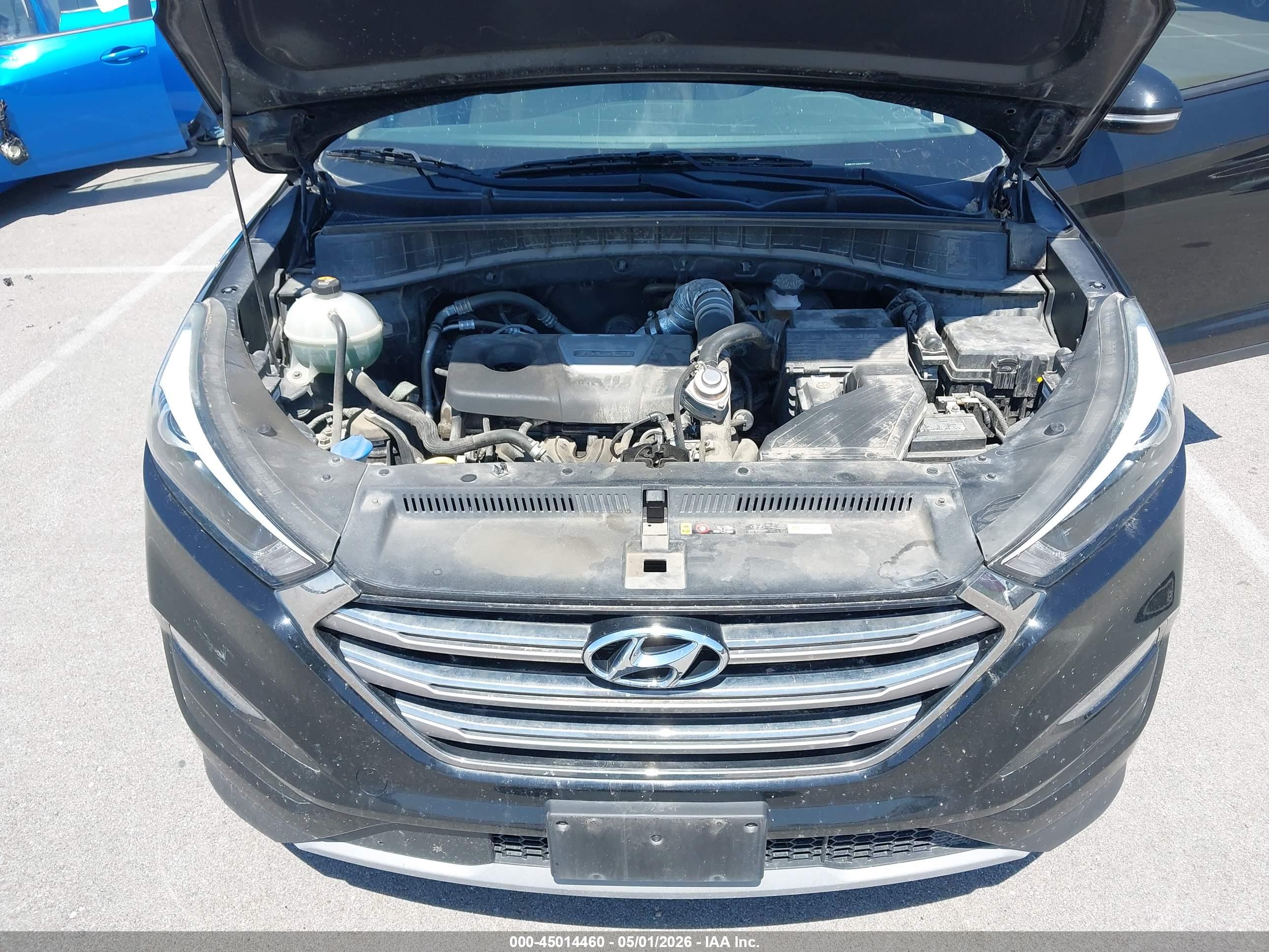 HYUNDAI TUCSON image 10
