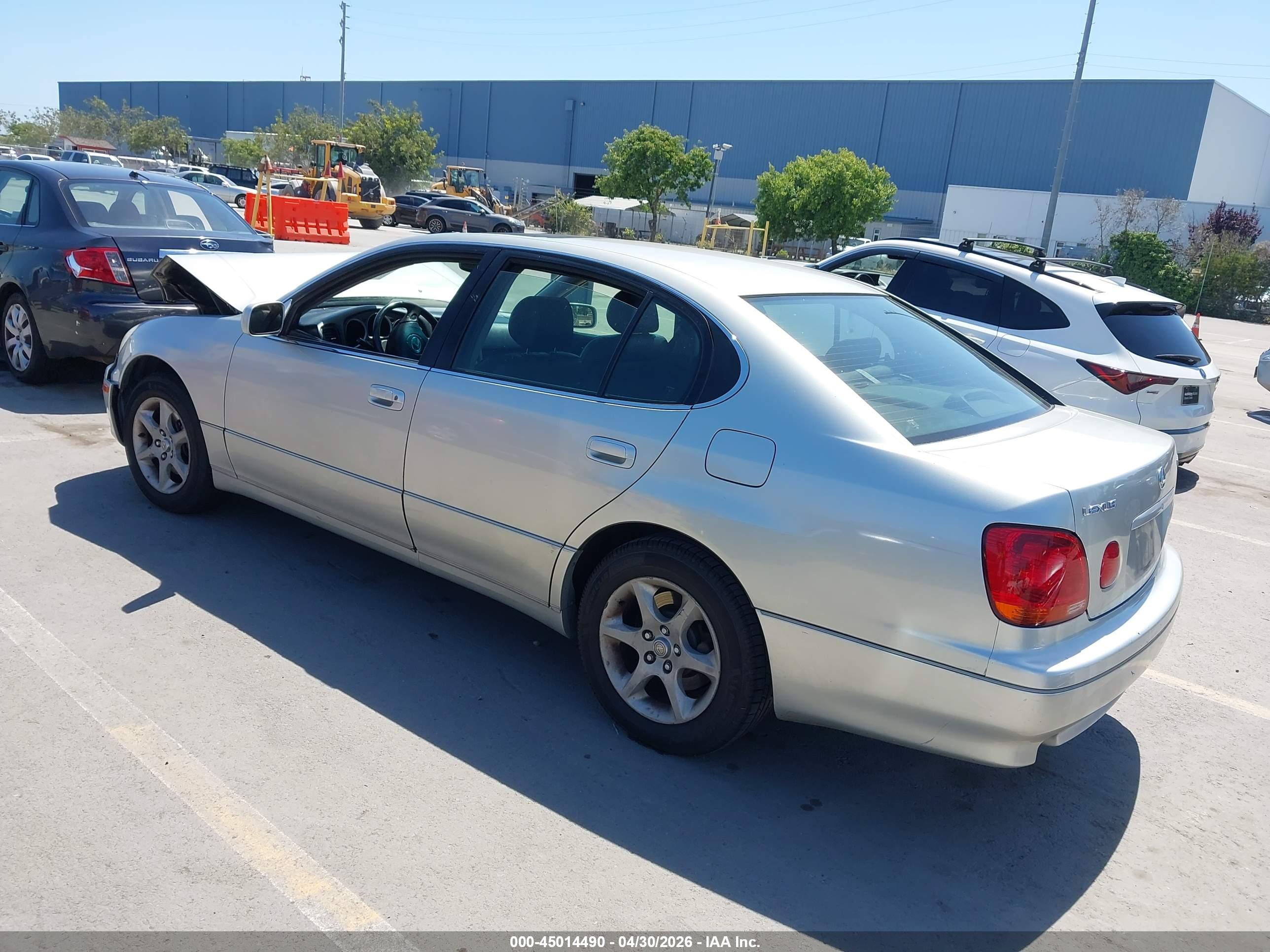 LEXUS GS image 3
