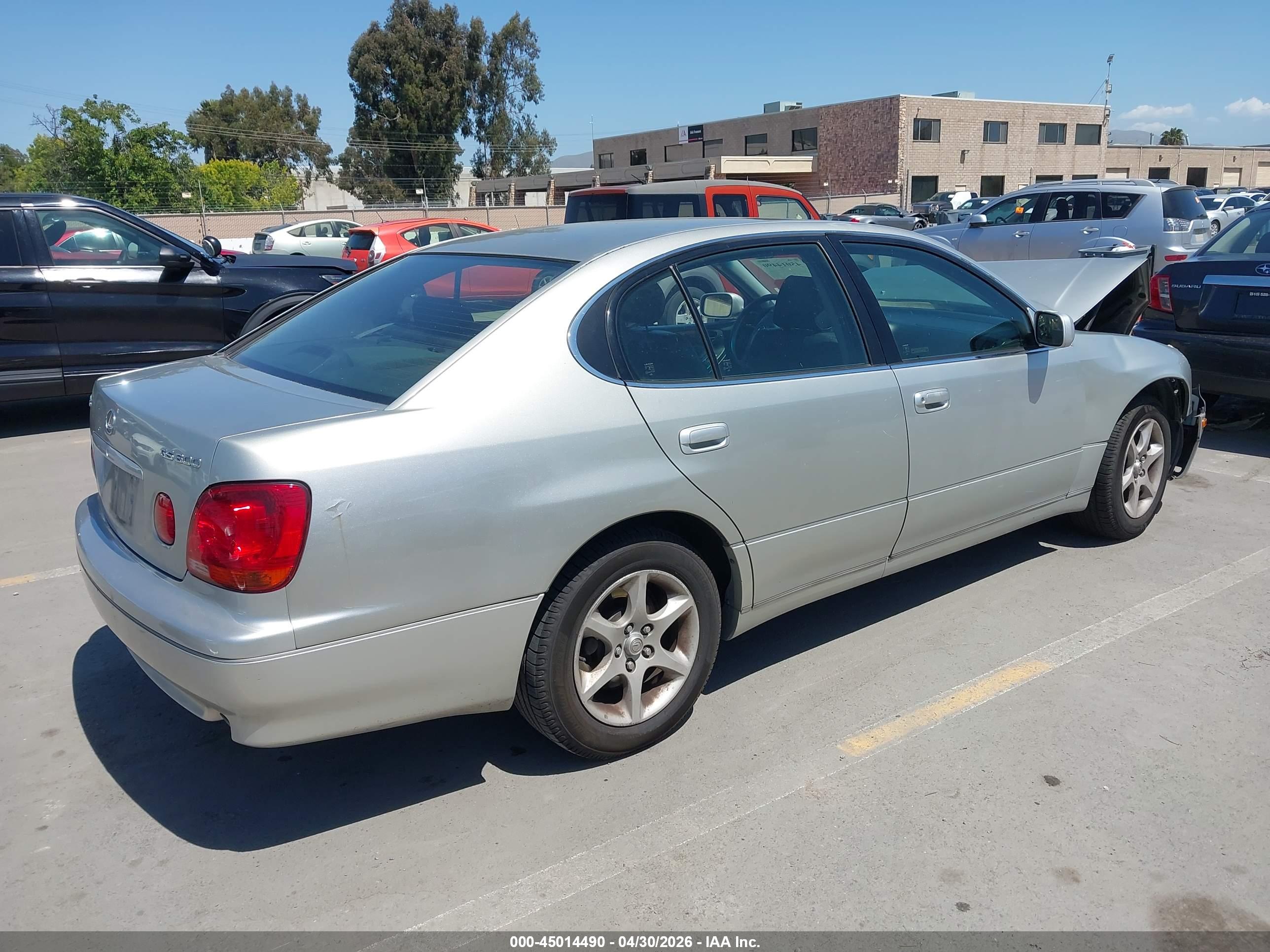 LEXUS GS image 4