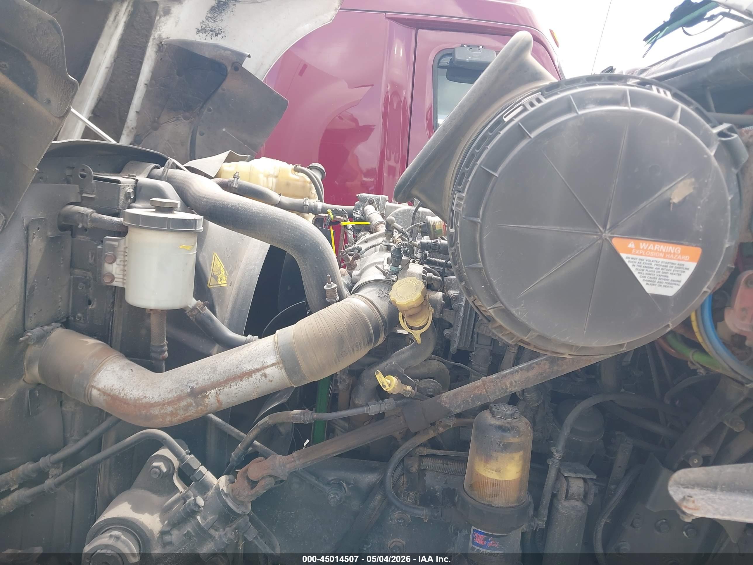 INTERNATIONAL PROSTAR image 10