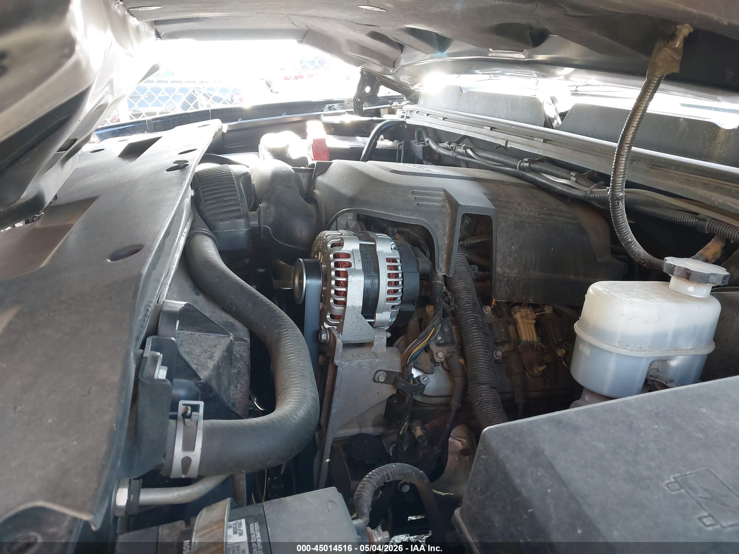 CHEVROLET SILVERADO image 10