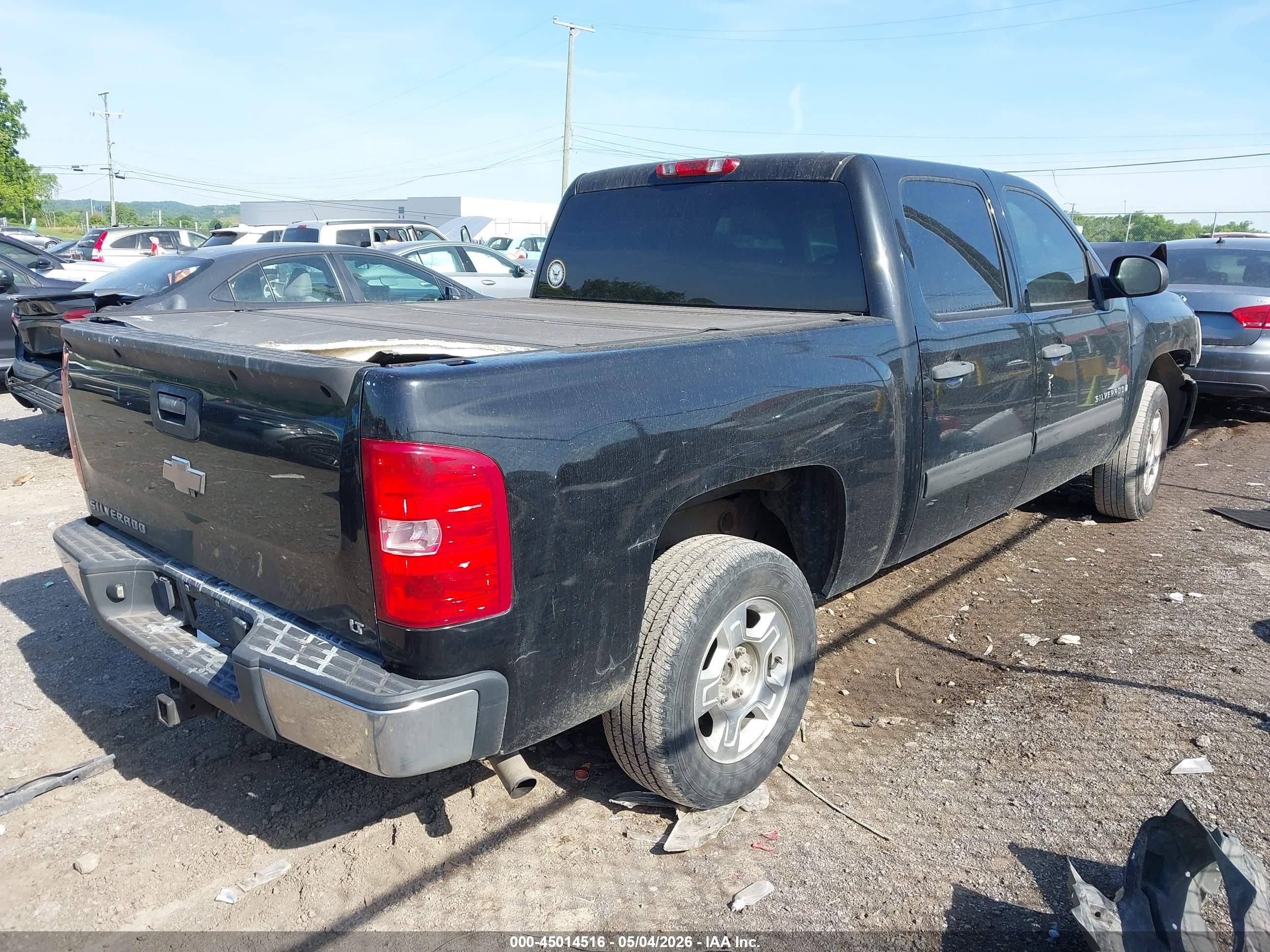 CHEVROLET SILVERADO image 4