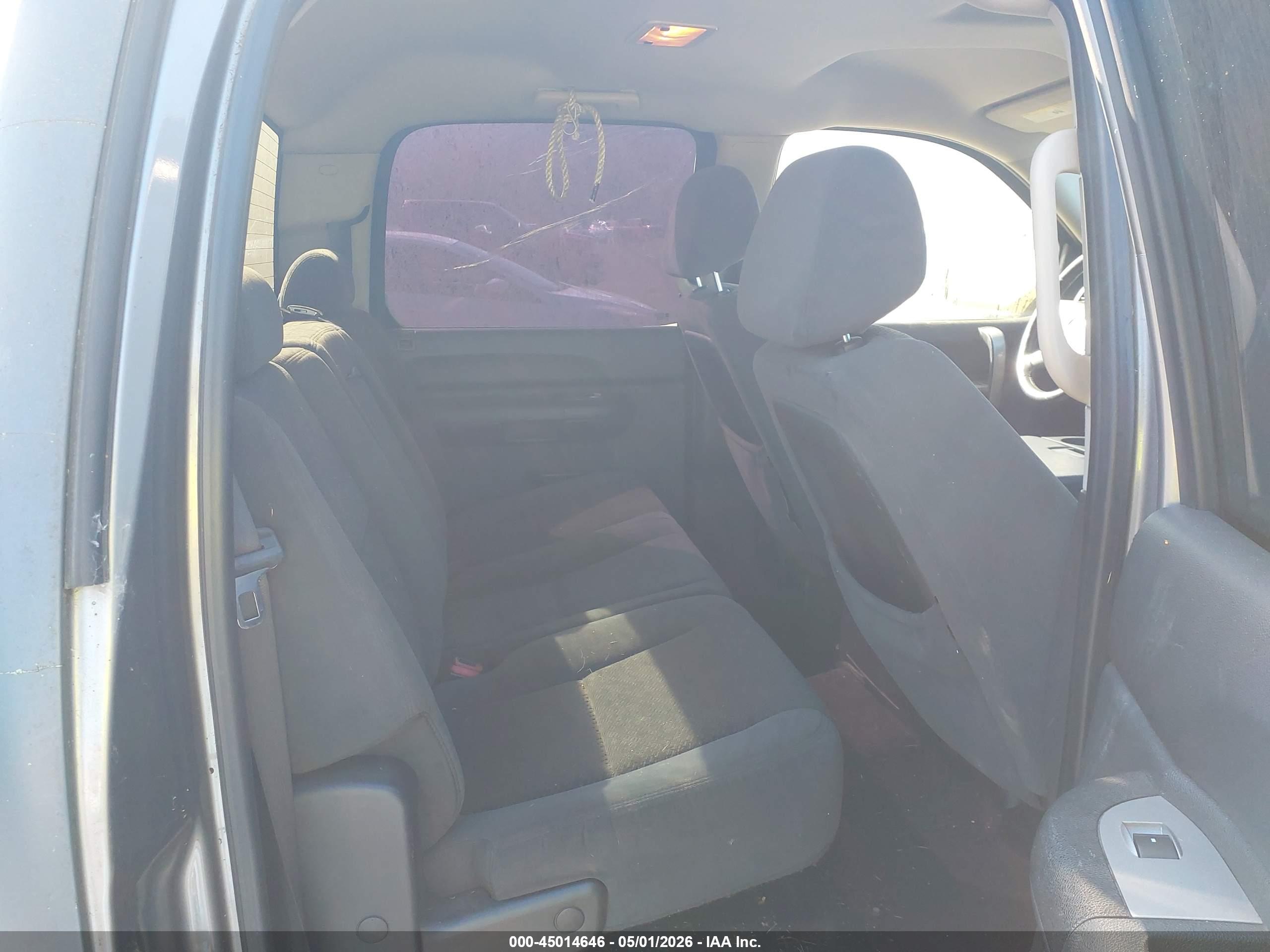 GMC SIERRA image 8