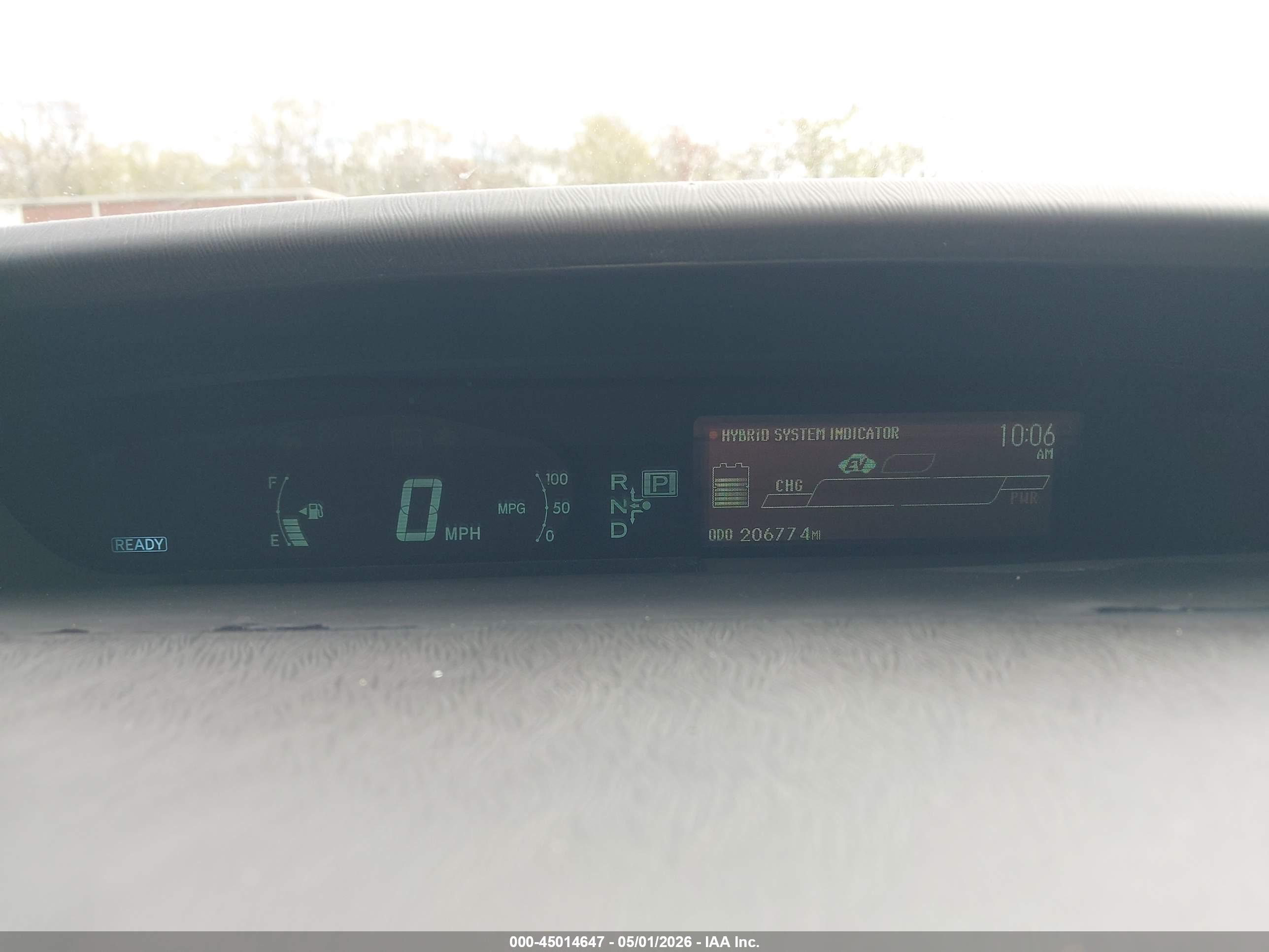 TOYOTA PRIUS image 7