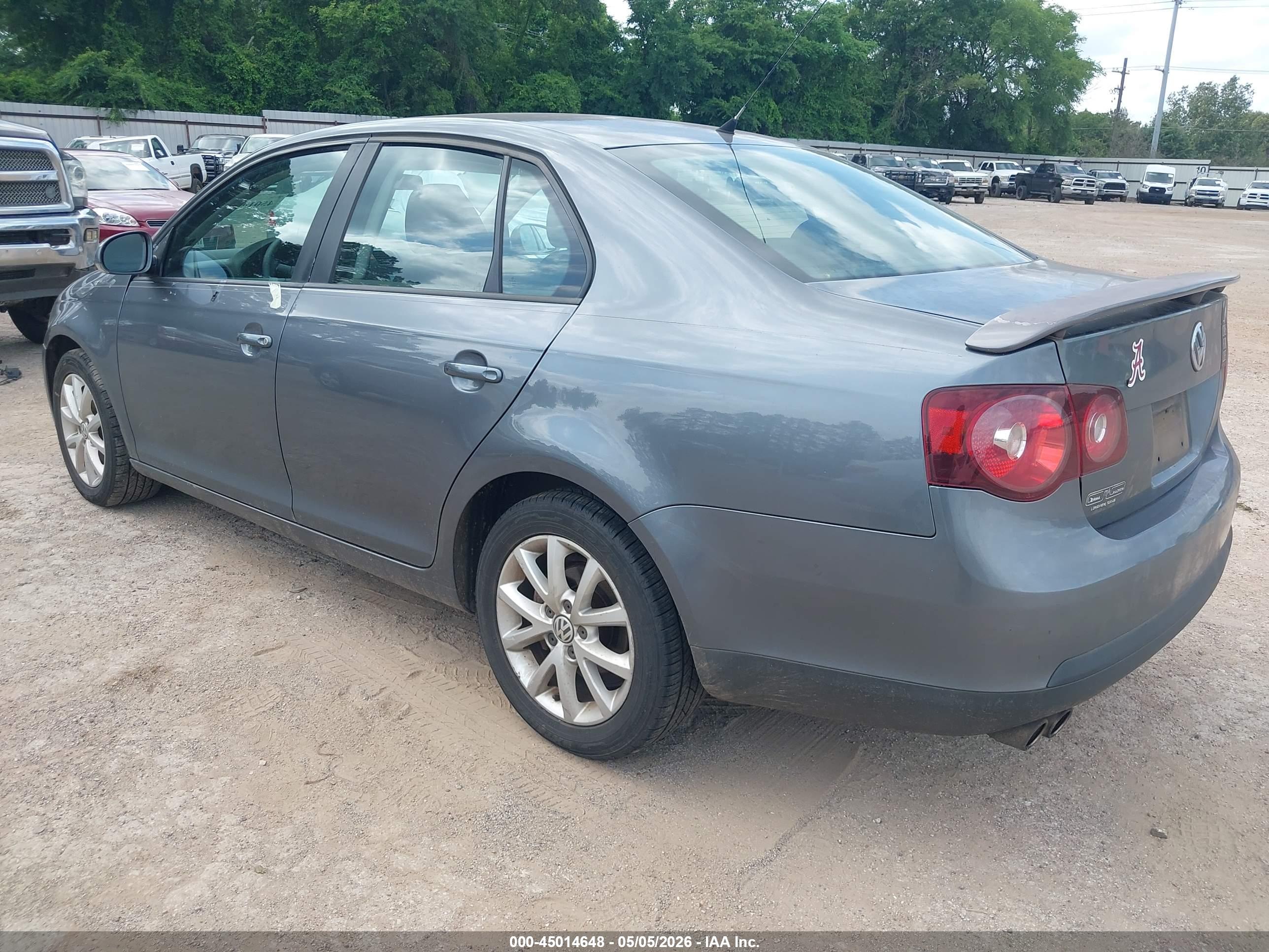 VOLKSWAGEN JETTA image 3