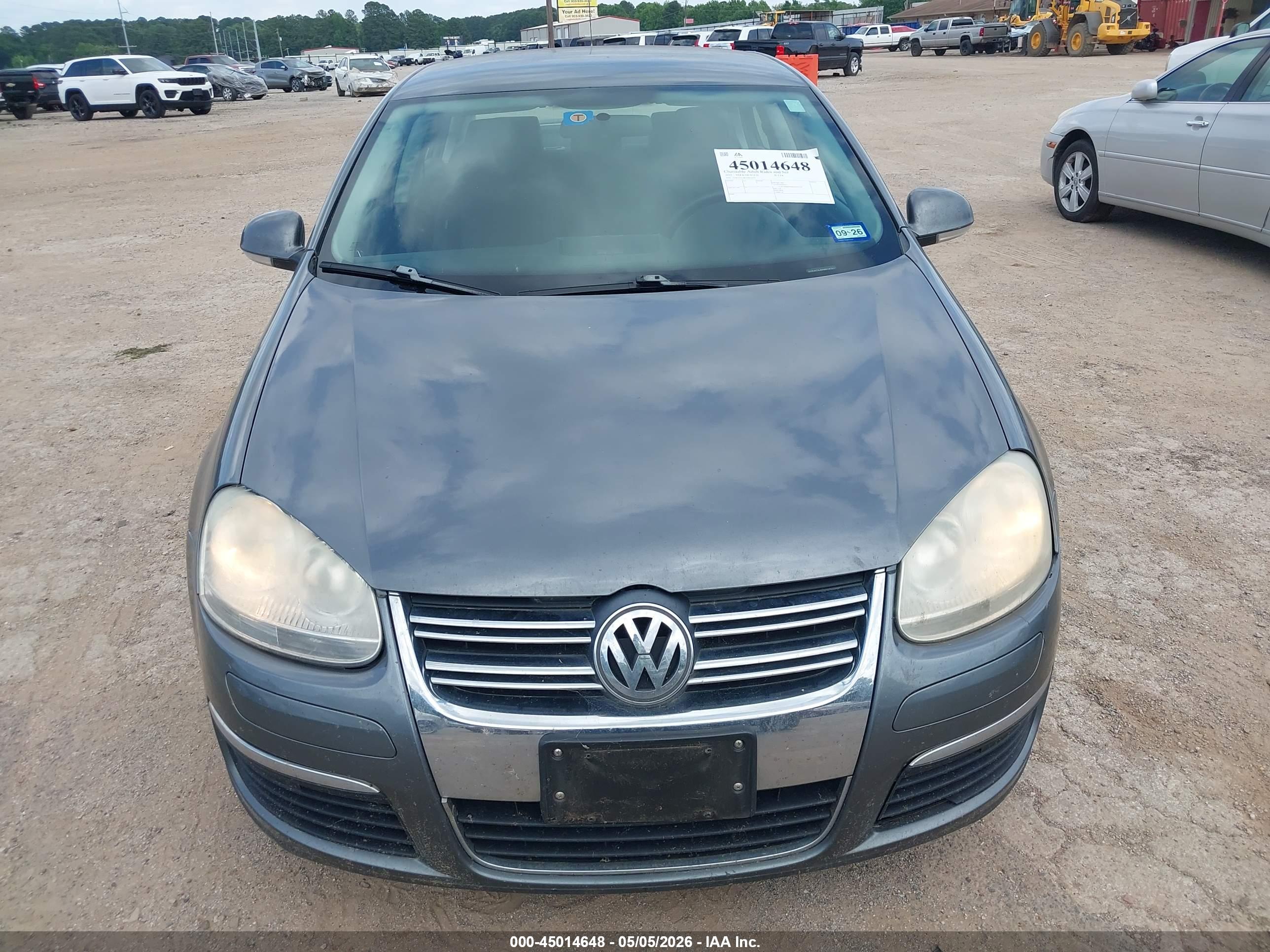 VOLKSWAGEN JETTA image 6