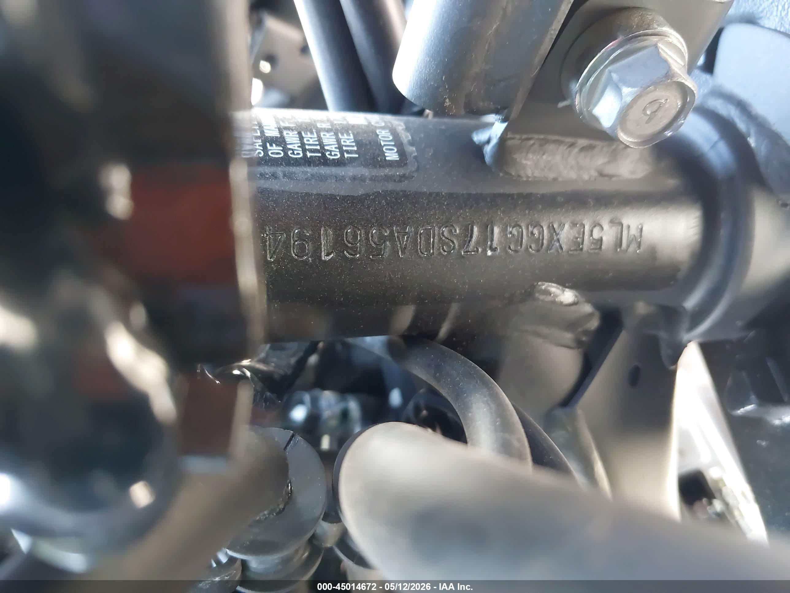 KAWASAKI EX500 image 10