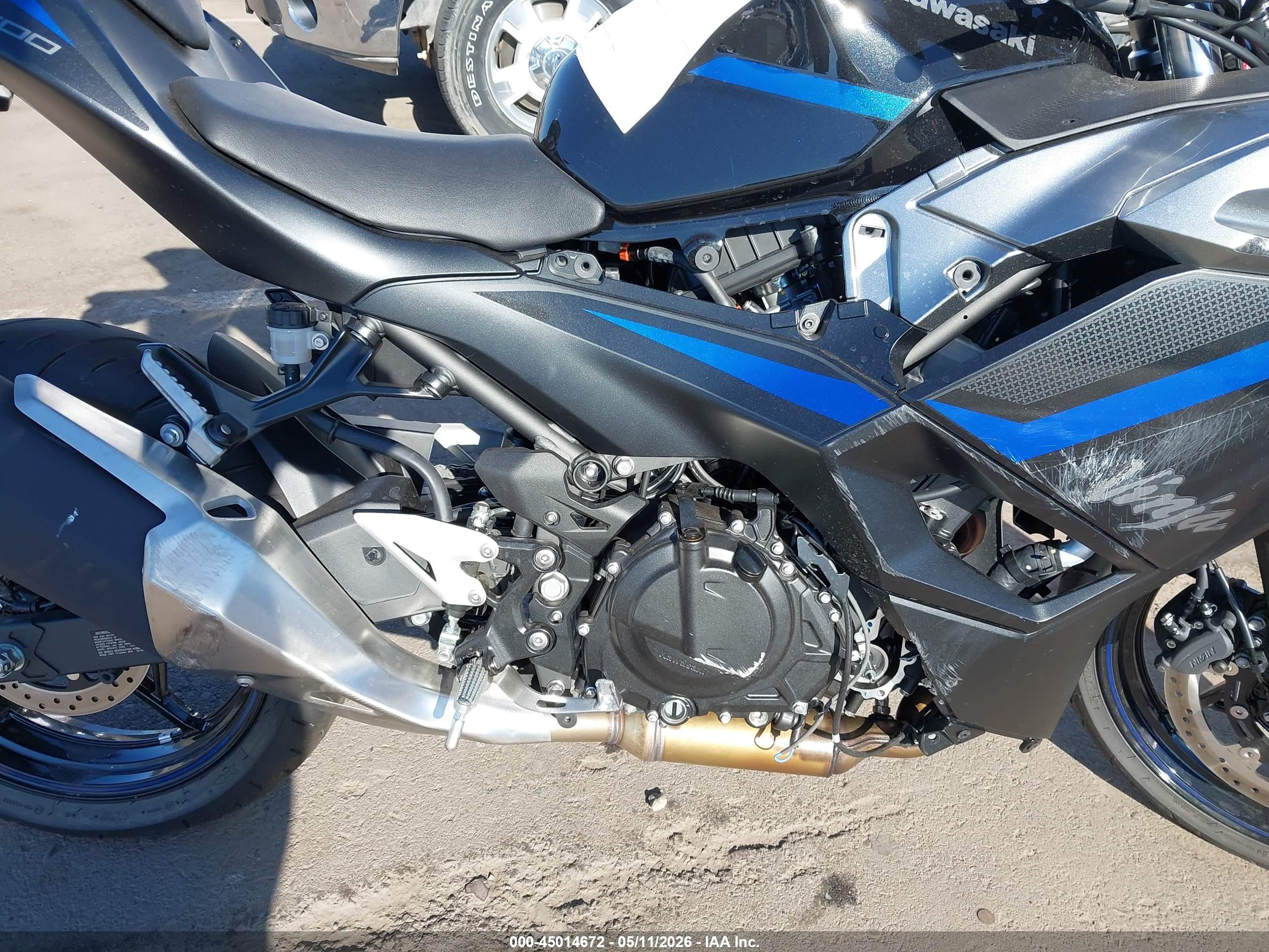 KAWASAKI EX500 image 8