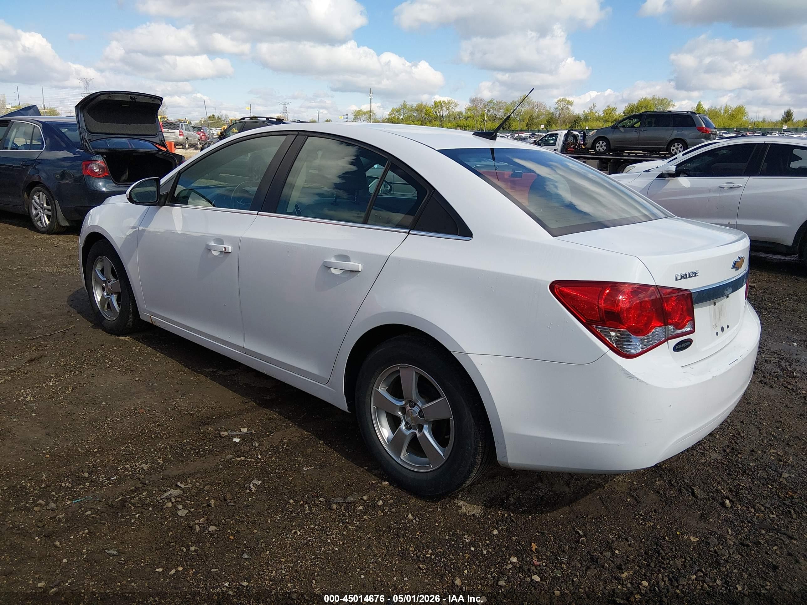 CHEVROLET CRUZE image 3