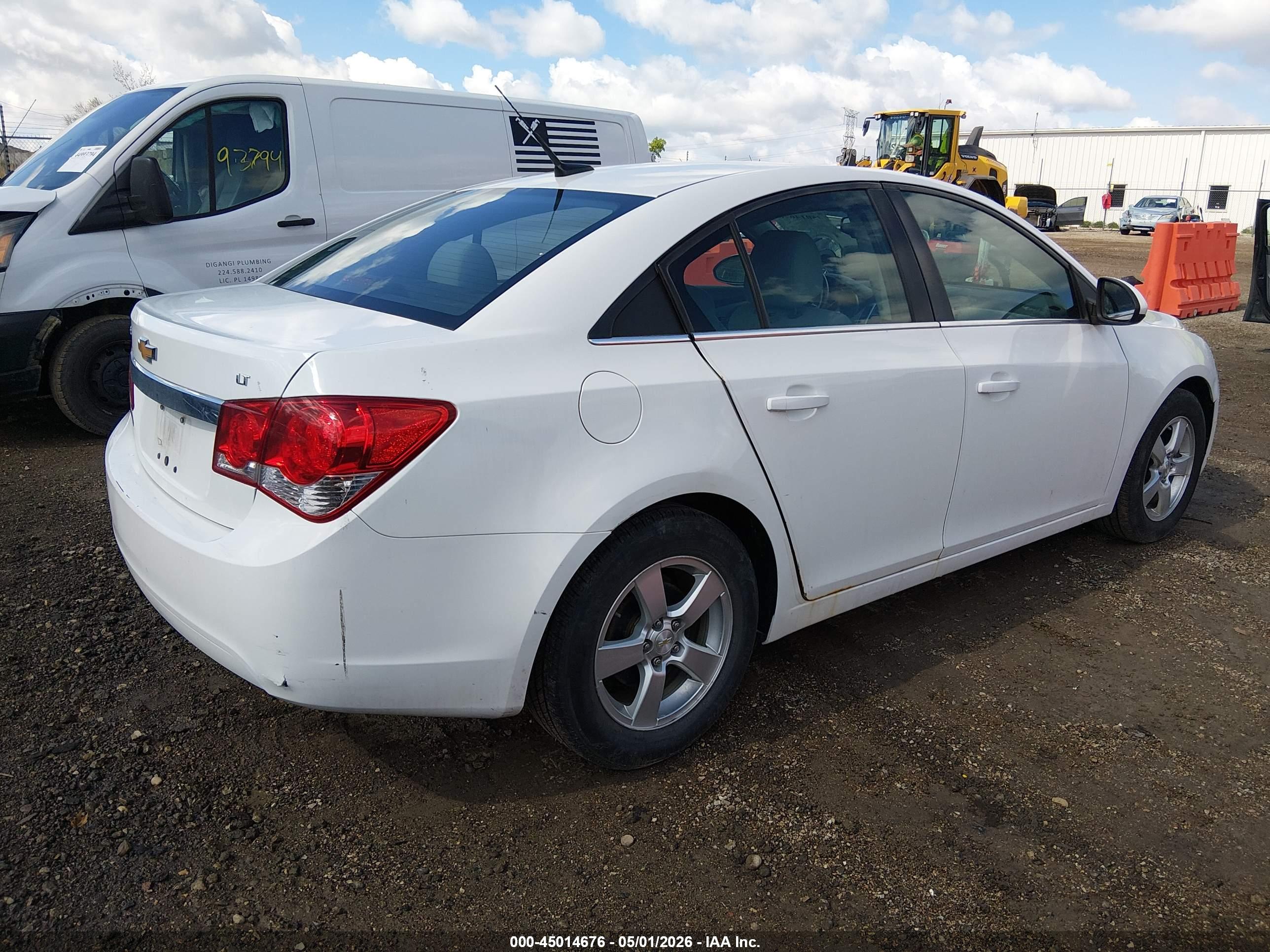 CHEVROLET CRUZE image 4