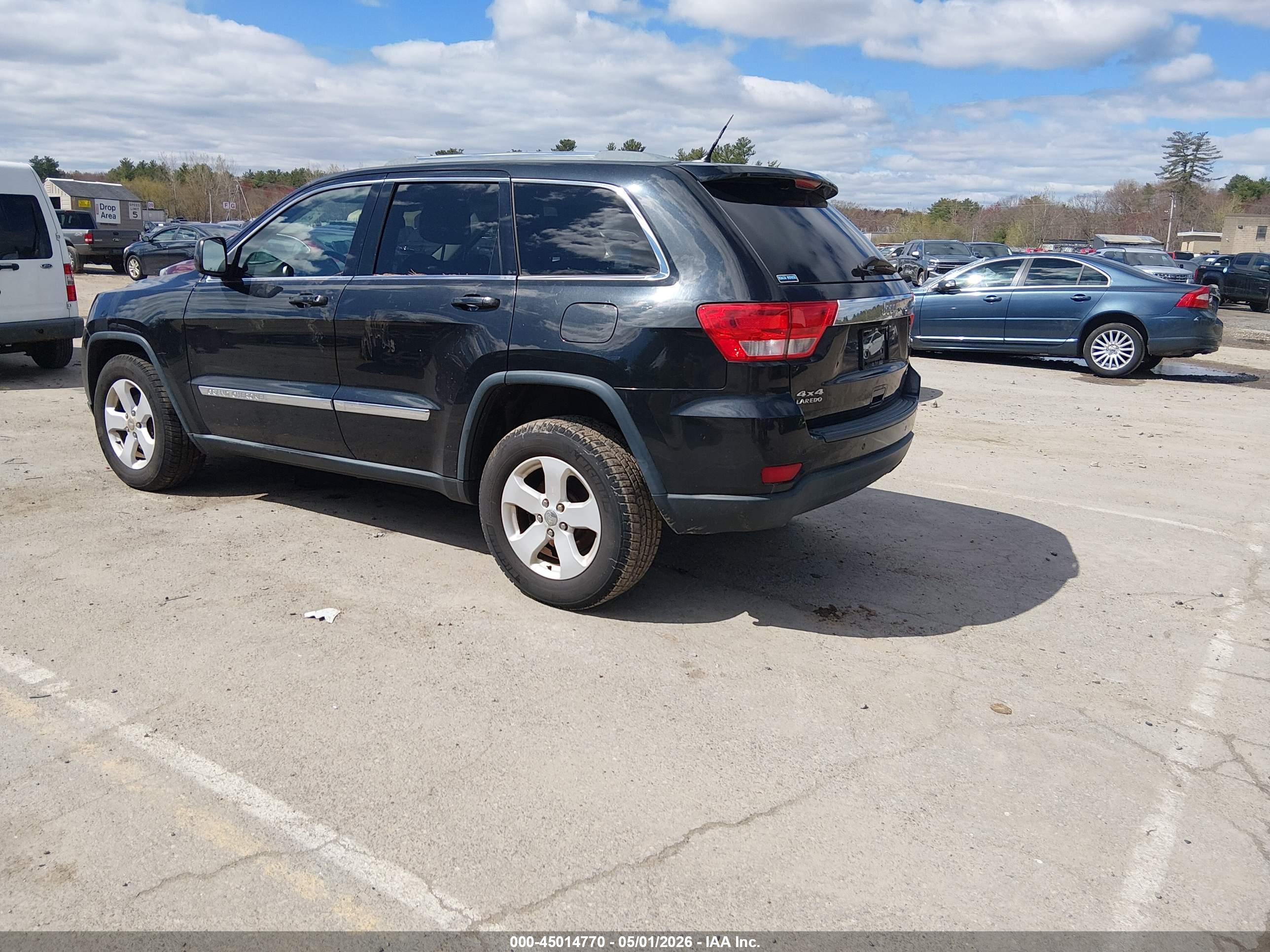 JEEP GRAND image 3